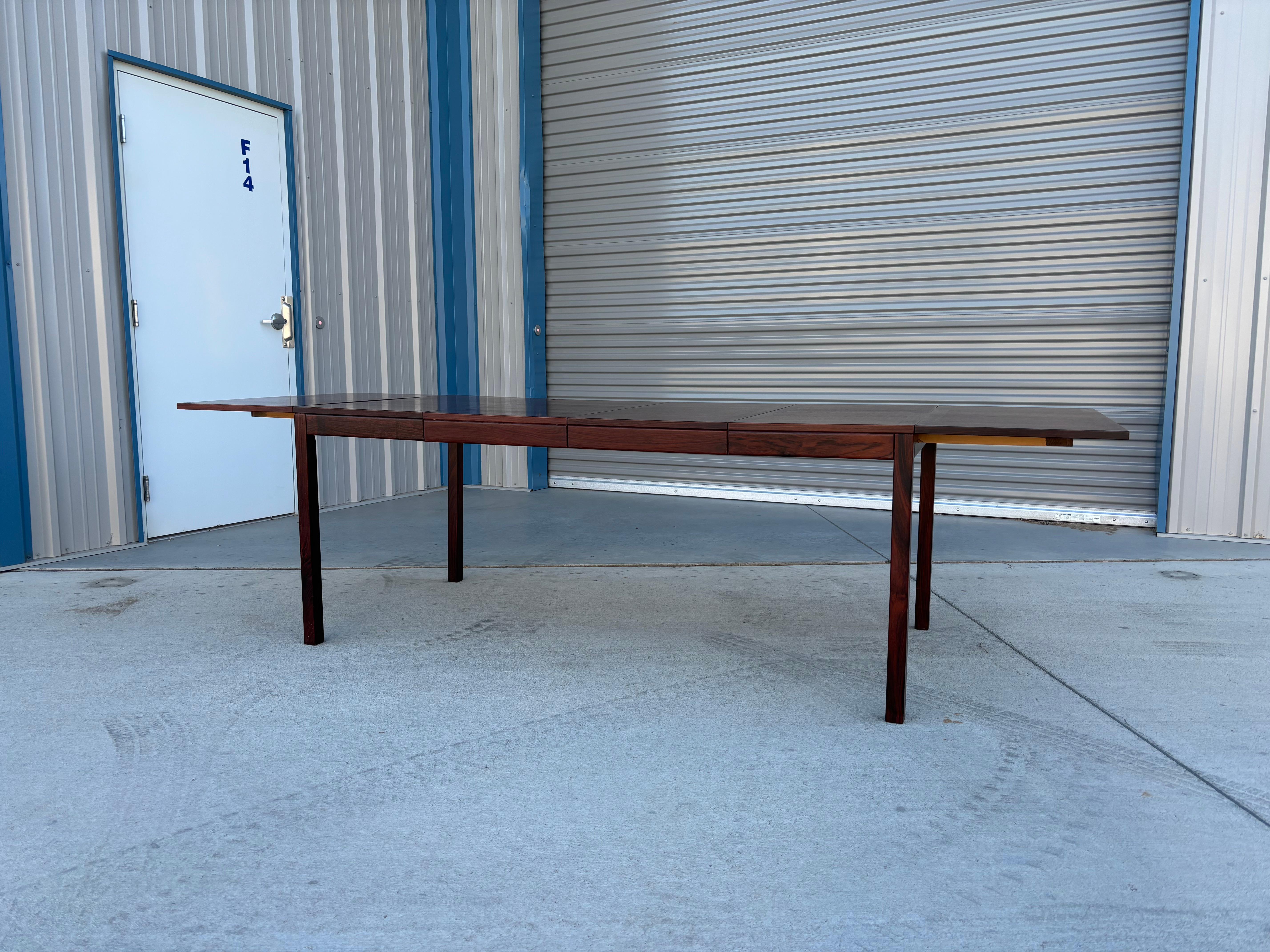 1970s Danish Modern Rosewood Extending Dining Table by Vejle Stole & Møbelfabrik For Sale 7