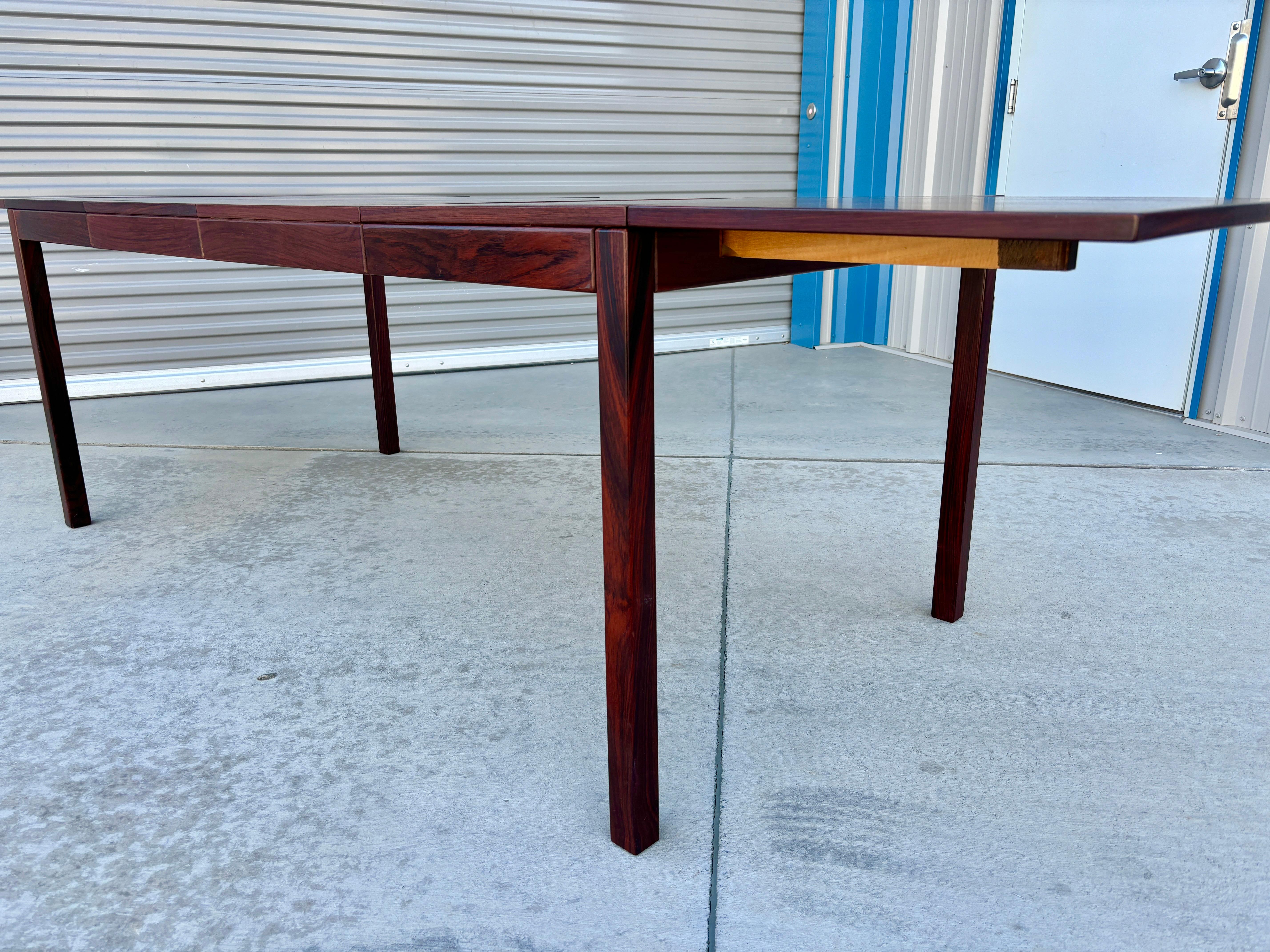 1970s Danish Modern Rosewood Extending Dining Table by Vejle Stole & Møbelfabrik For Sale 8