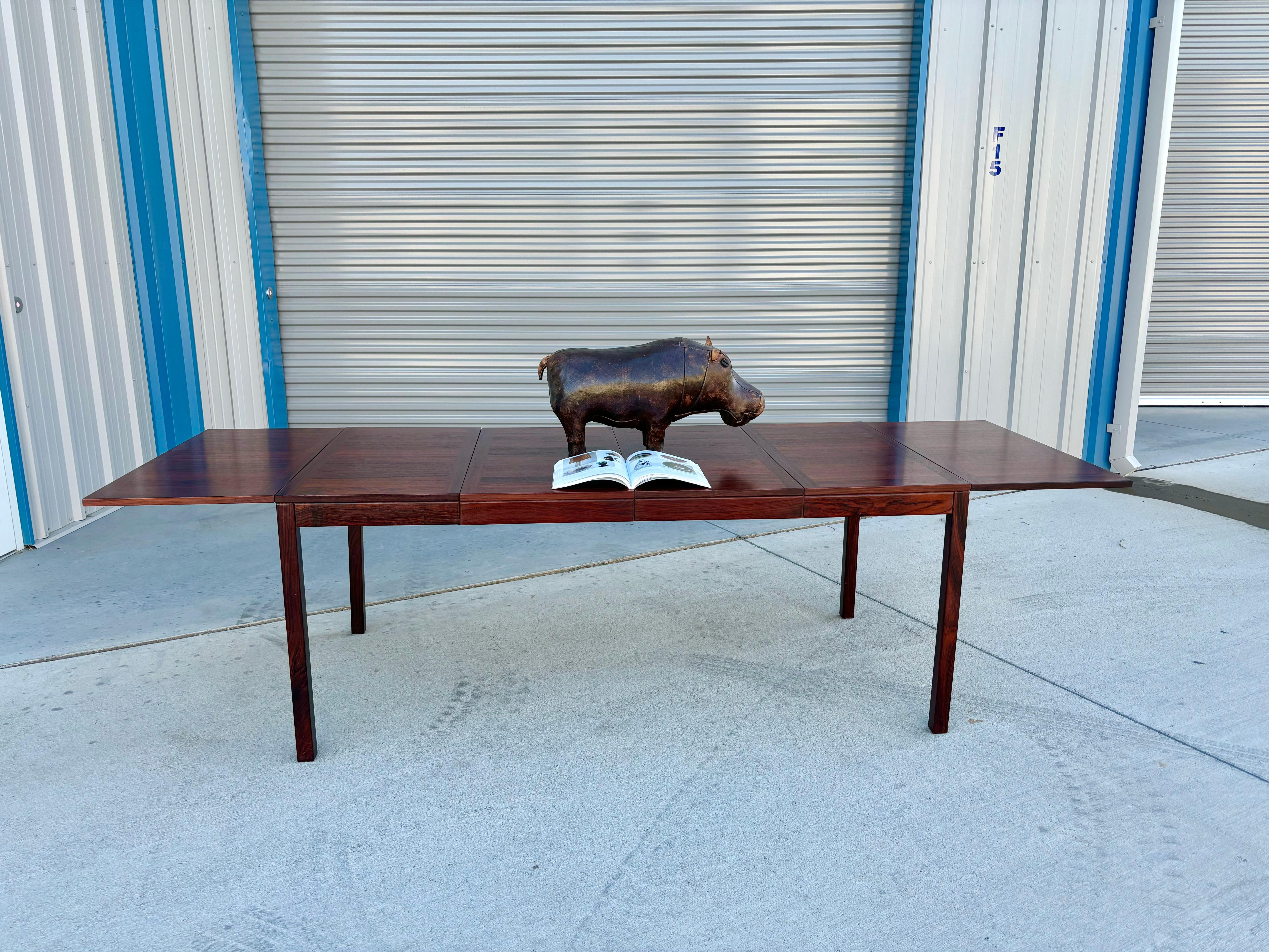 1970s Danish Modern Rosewood Extending Dining Table by Vejle Stole & Møbelfabrik For Sale 9
