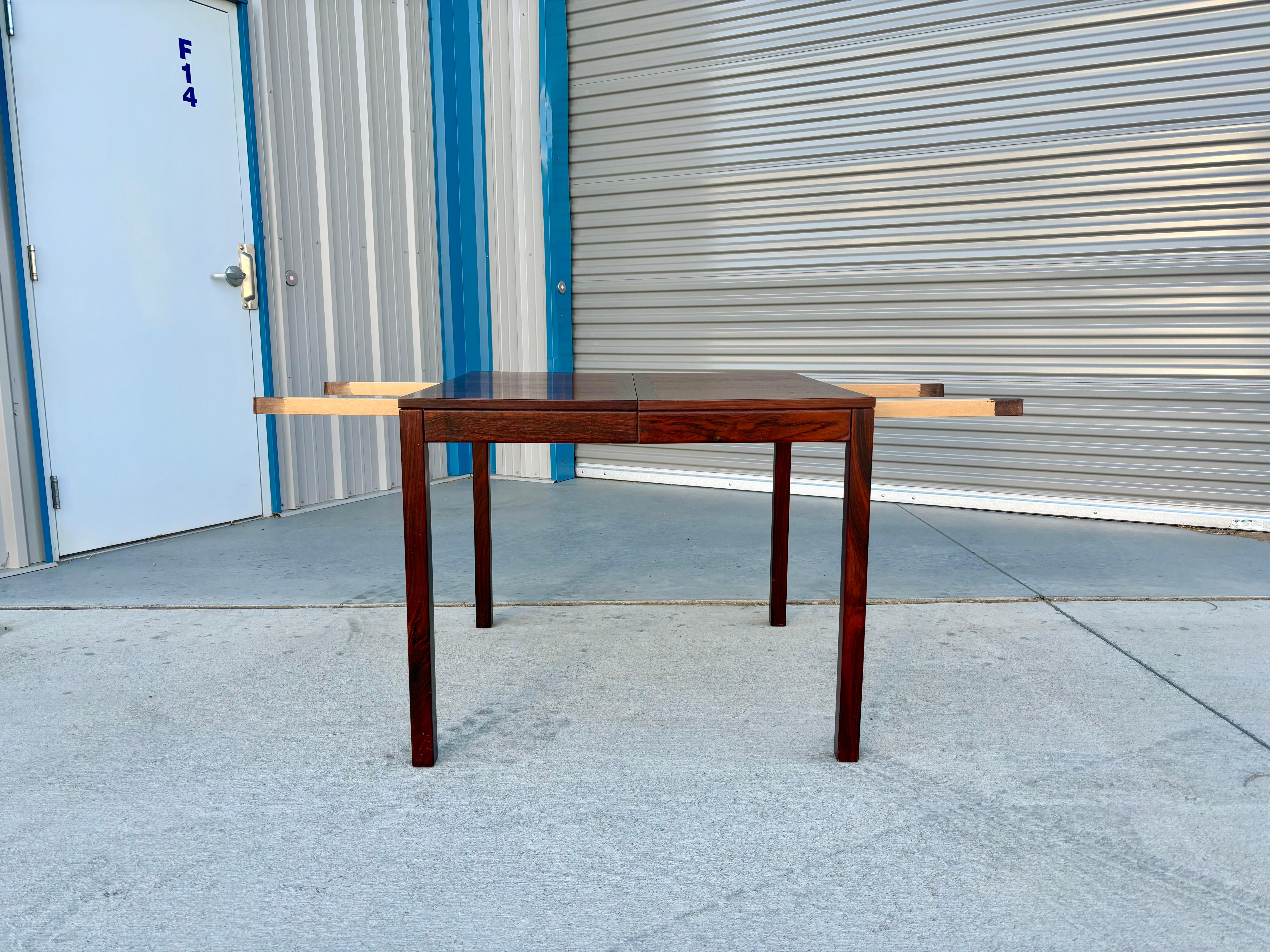 Mid-Century Modern 1970s Danish Modern Rosewood Extending Dining Table by Vejle Stole & Møbelfabrik For Sale