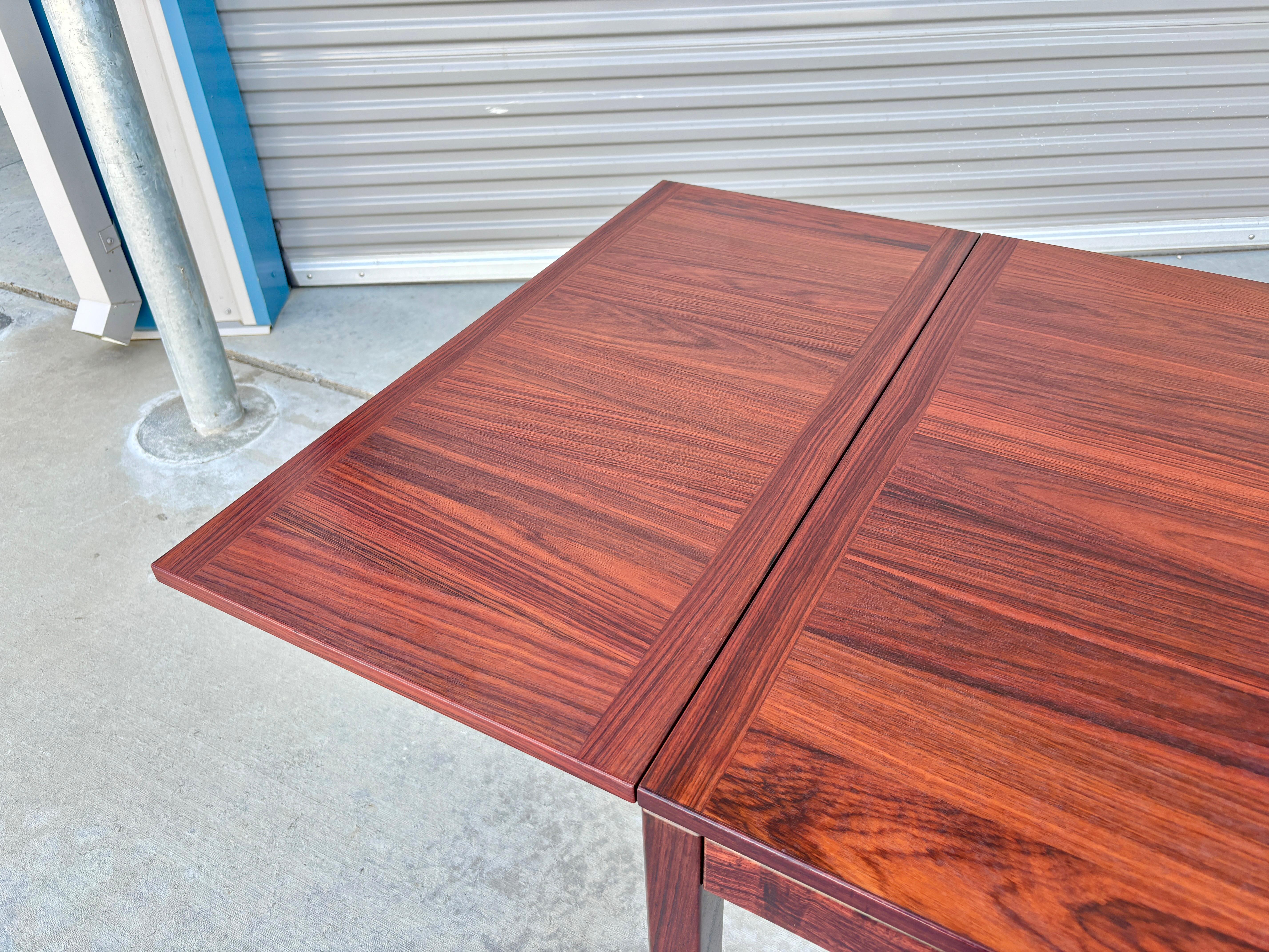 1970s Danish Modern Rosewood Extending Dining Table by Vejle Stole & Møbelfabrik For Sale 2