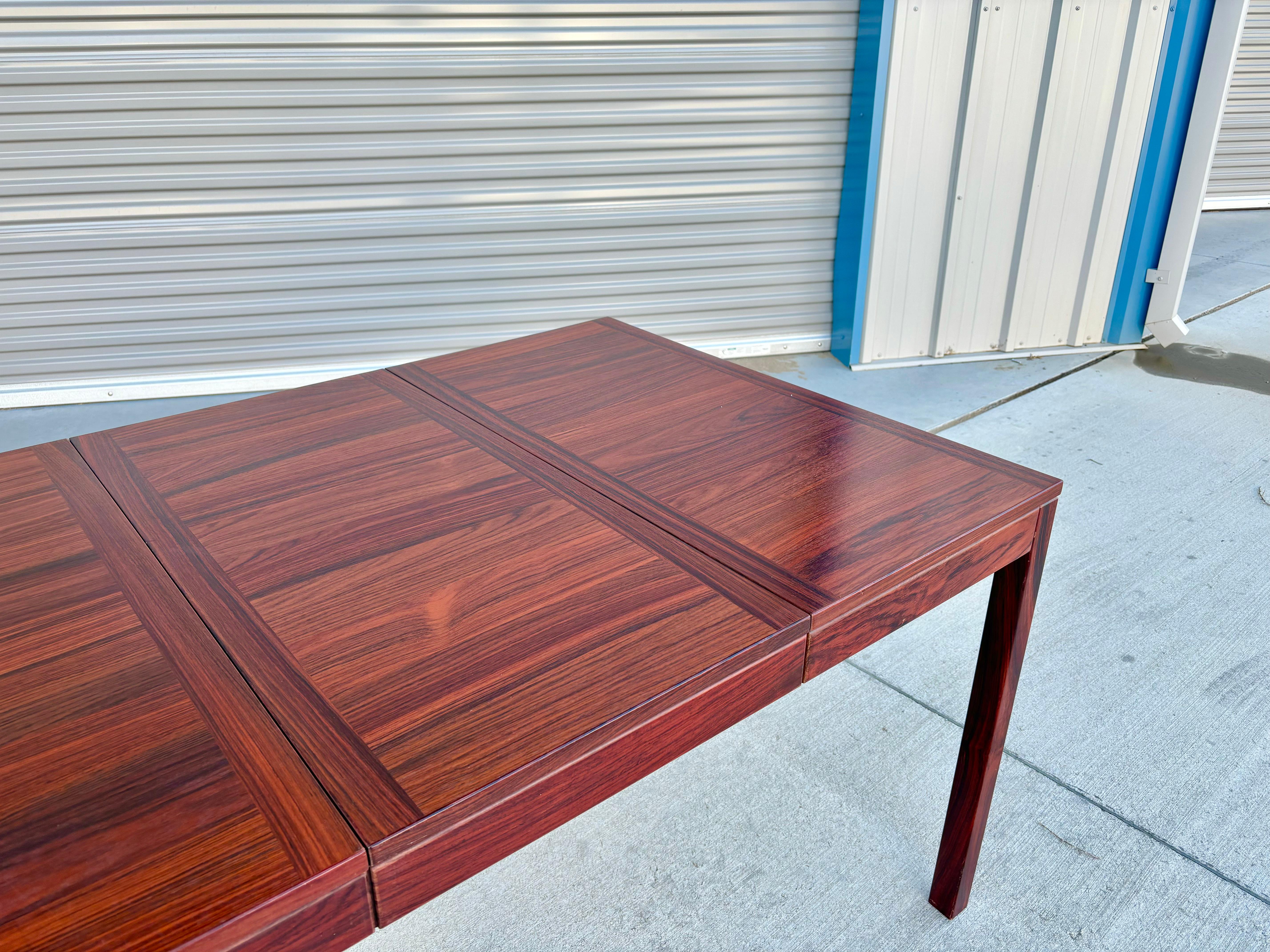1970s Danish Modern Rosewood Extending Dining Table by Vejle Stole & Møbelfabrik For Sale 4