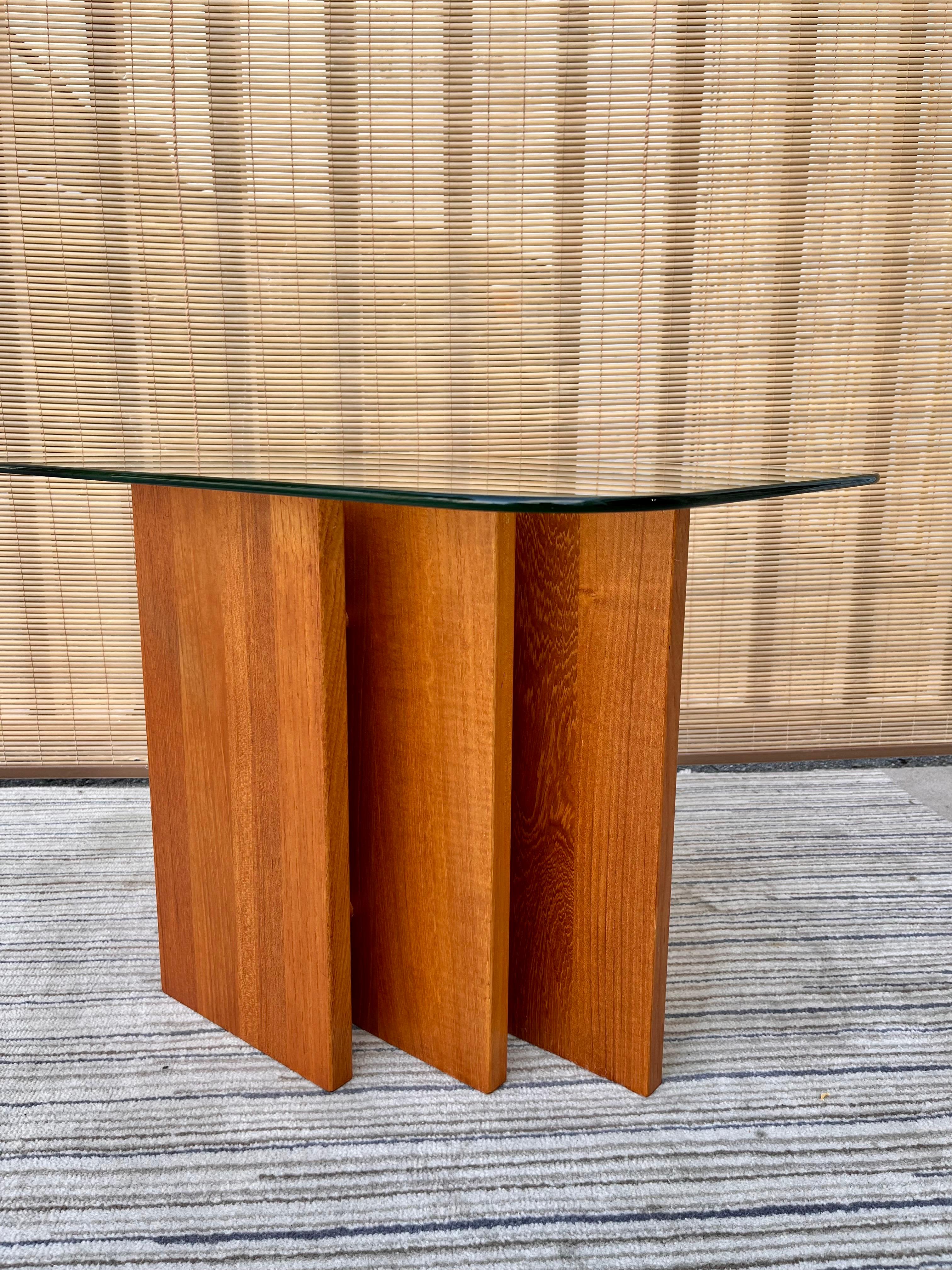 1970s Danish Modern Side / End Table in the Gustav Gaarde for Trekanten Style In Good Condition In Miami, FL