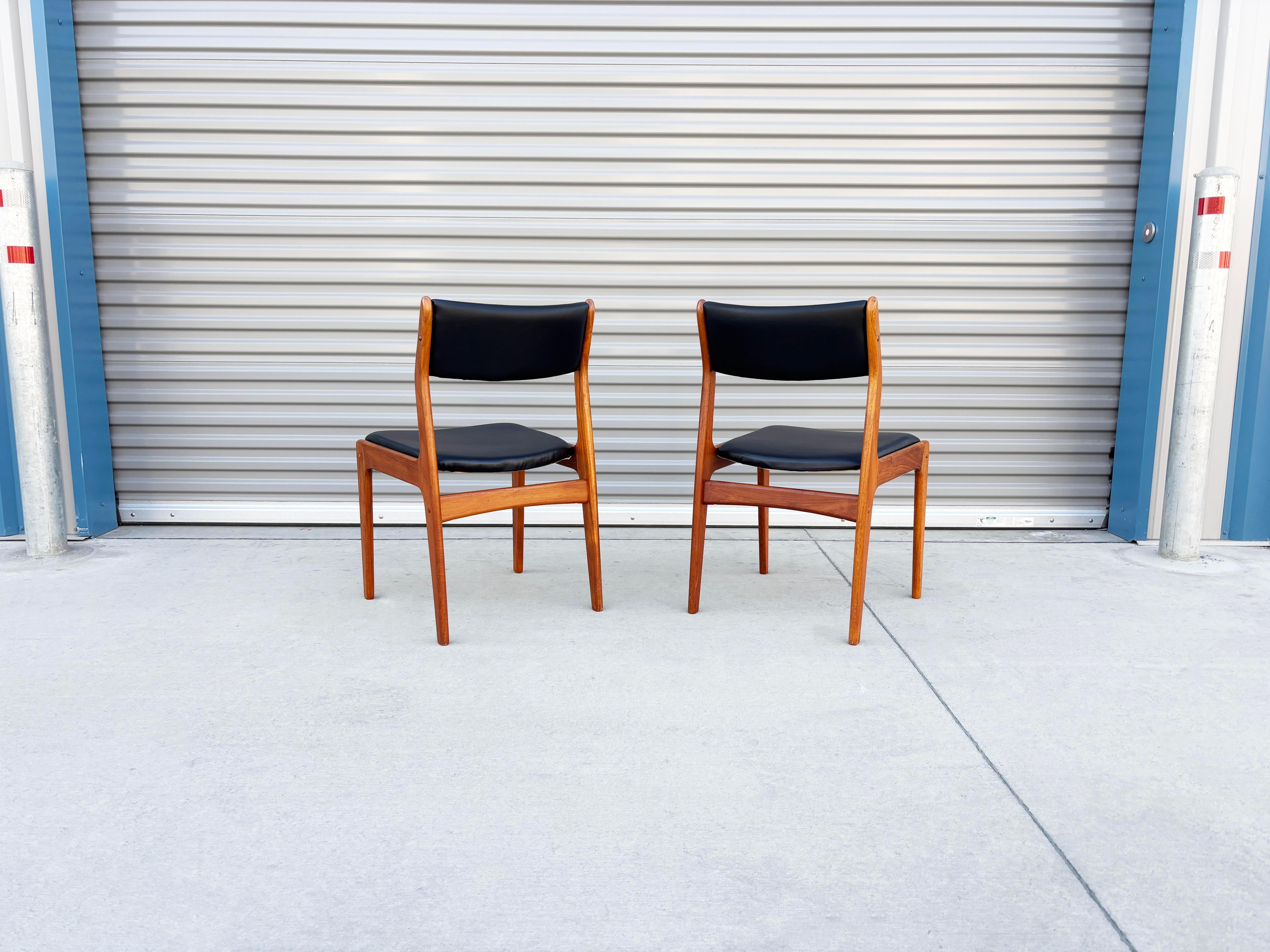 1970er Jahre Dänische Moderne Teakholz Esszimmerstühle Satz von 6 im Angebot 4