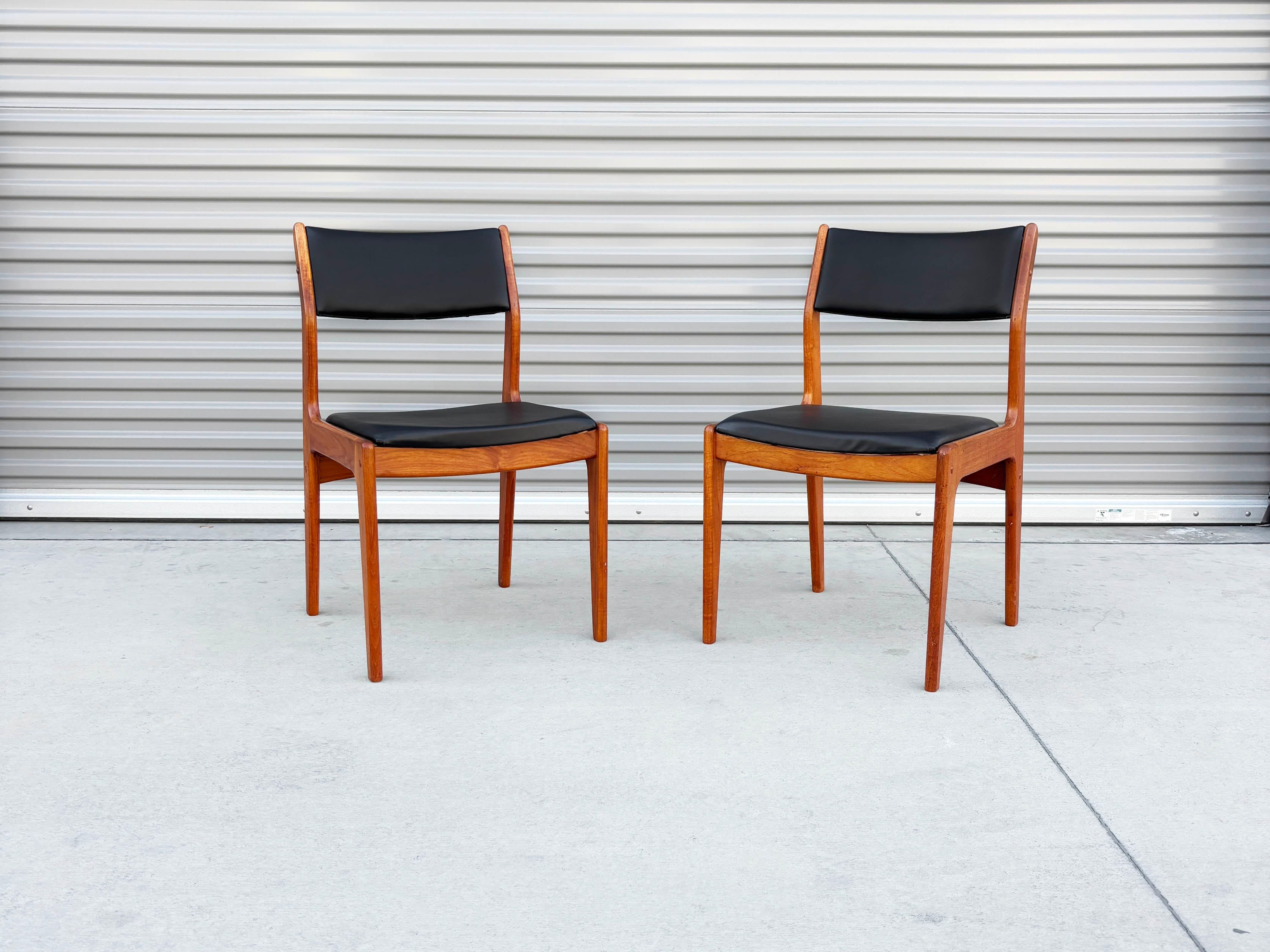 1970er Jahre Dänische Moderne Teakholz Esszimmerstühle Satz von 6 im Angebot 2