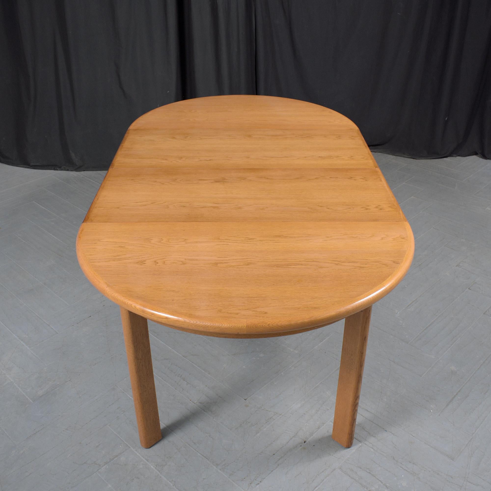 1970s Danish Modern Teak Dining Table with Extendable Leaves For Sale 6