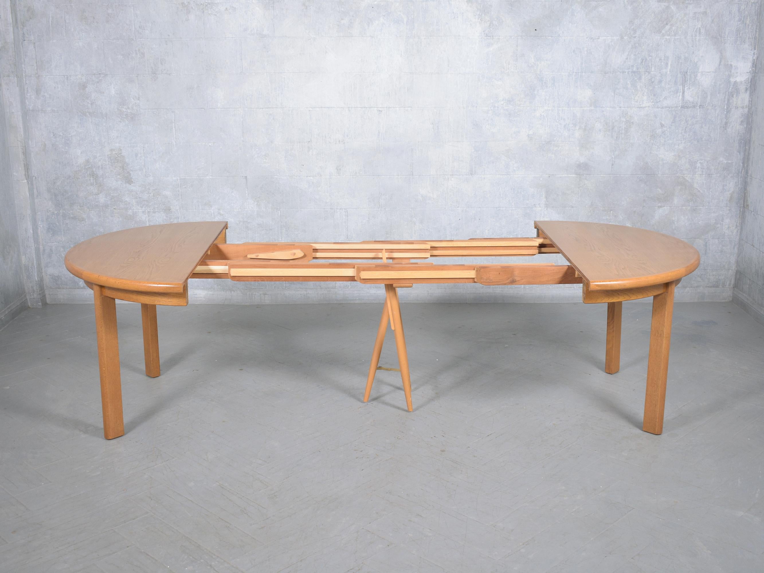 1970s Danish Modern Teak Dining Table with Extendable Leaves For Sale 2