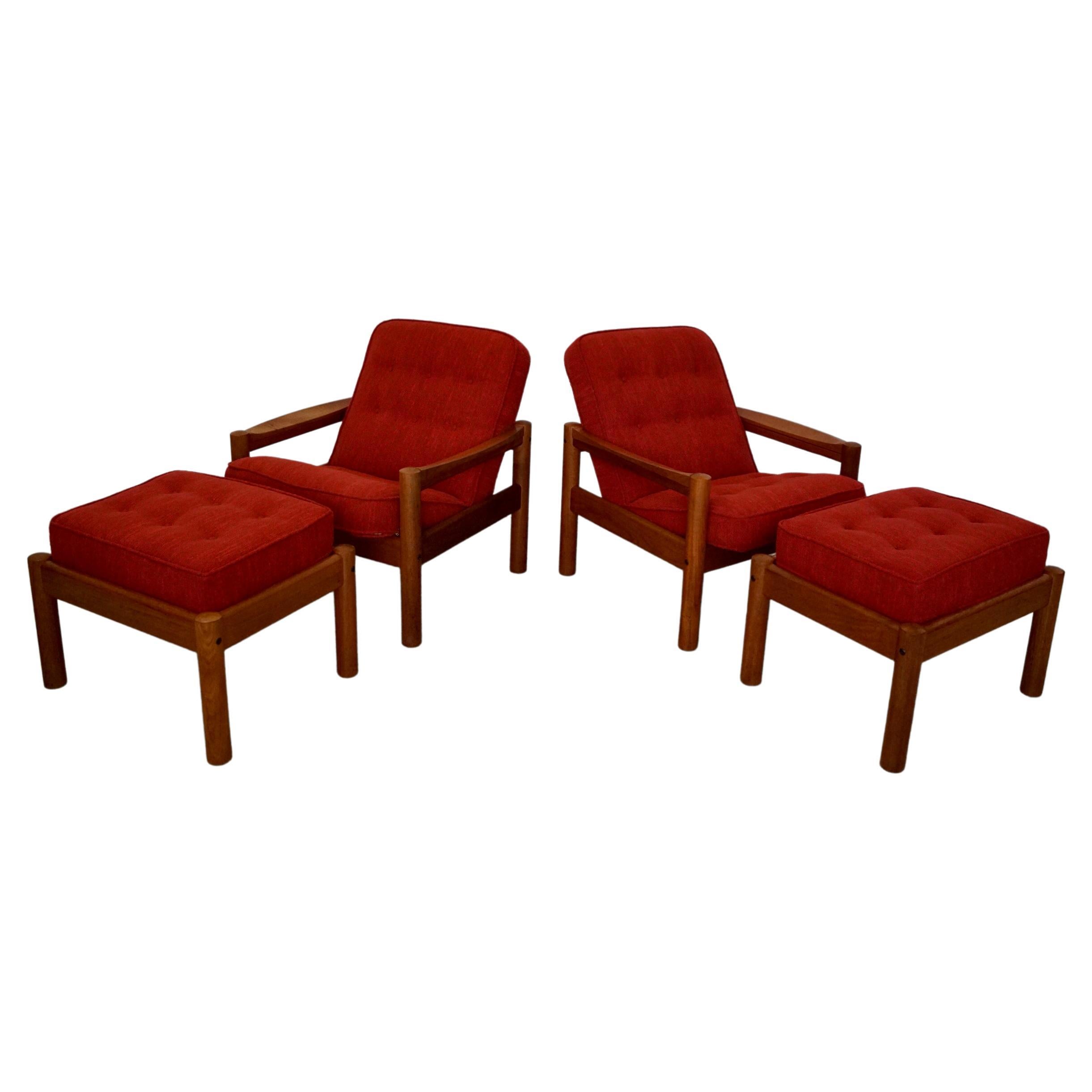 Paire de fauteuils de salon danois modernes en teck des années 1970 par Domino Mobler en vente