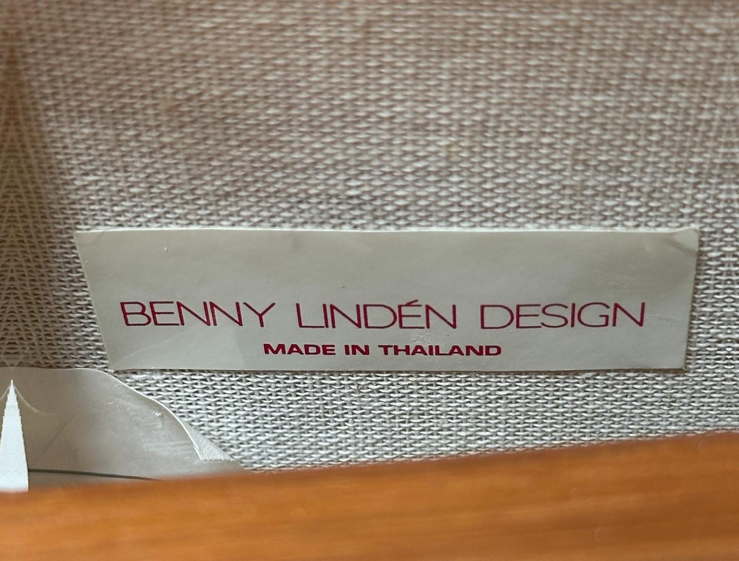 Mecedora danesa moderna de teca de los años 70, por Benny A. Linden en venta 6