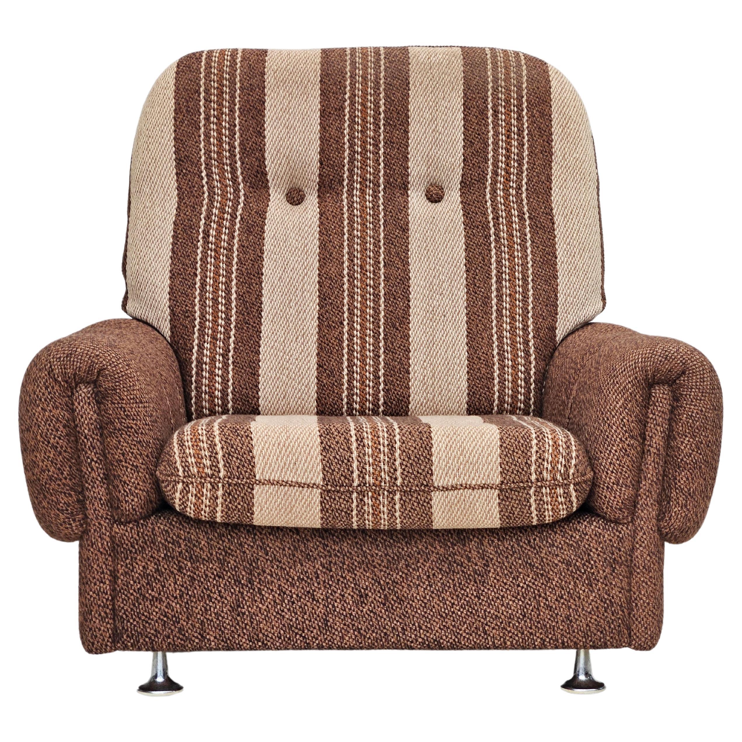 1970, chaise de détente danoise, tapisserie originale en laine, très bon état.