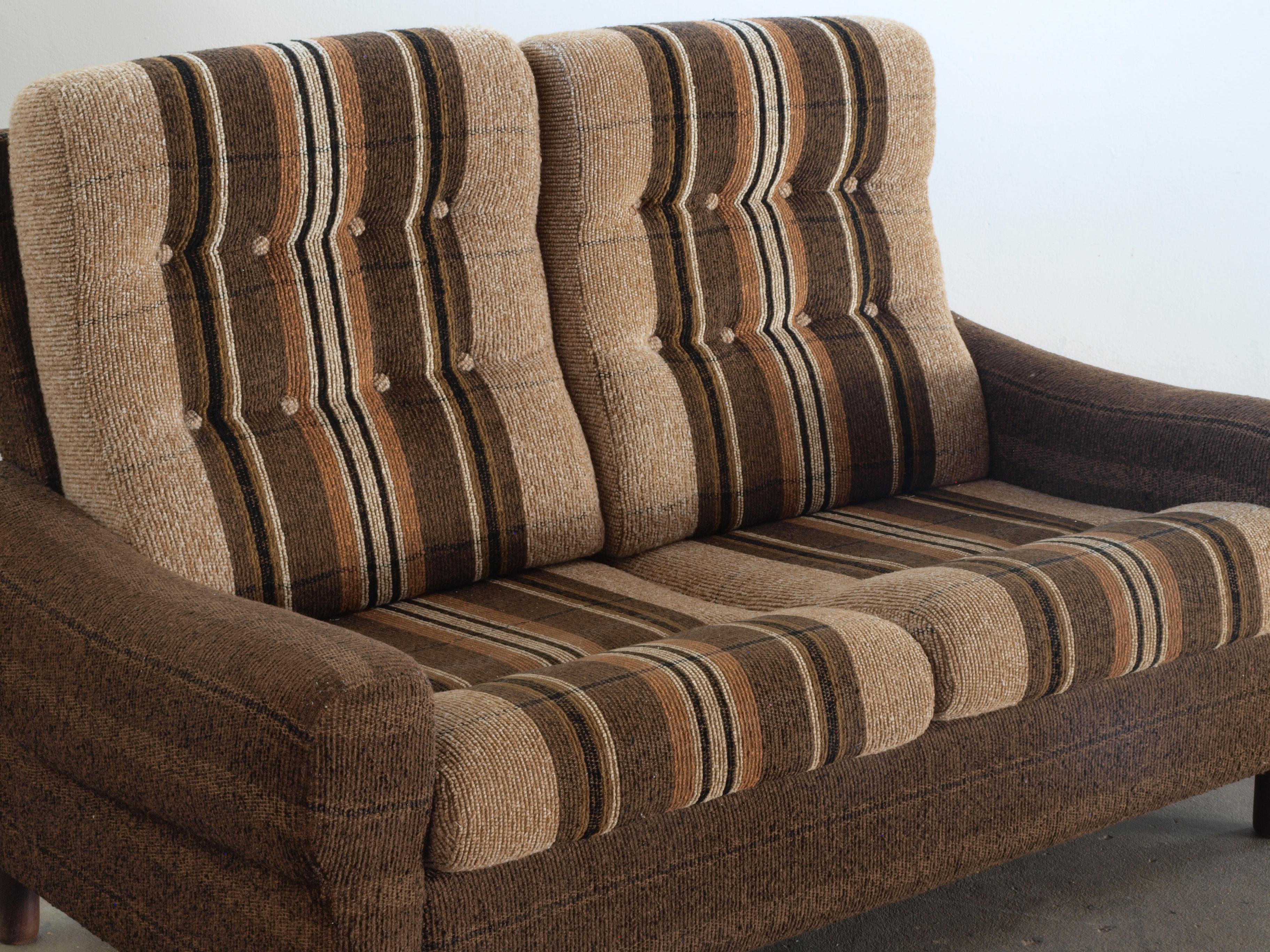 Mid-Century Modern 1970s Danish Sofa Vintage Design For Sale