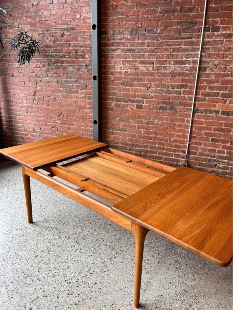 Late 20th Century 1970’s Danish solid teak dining table by Glostrup Møbelfabrik