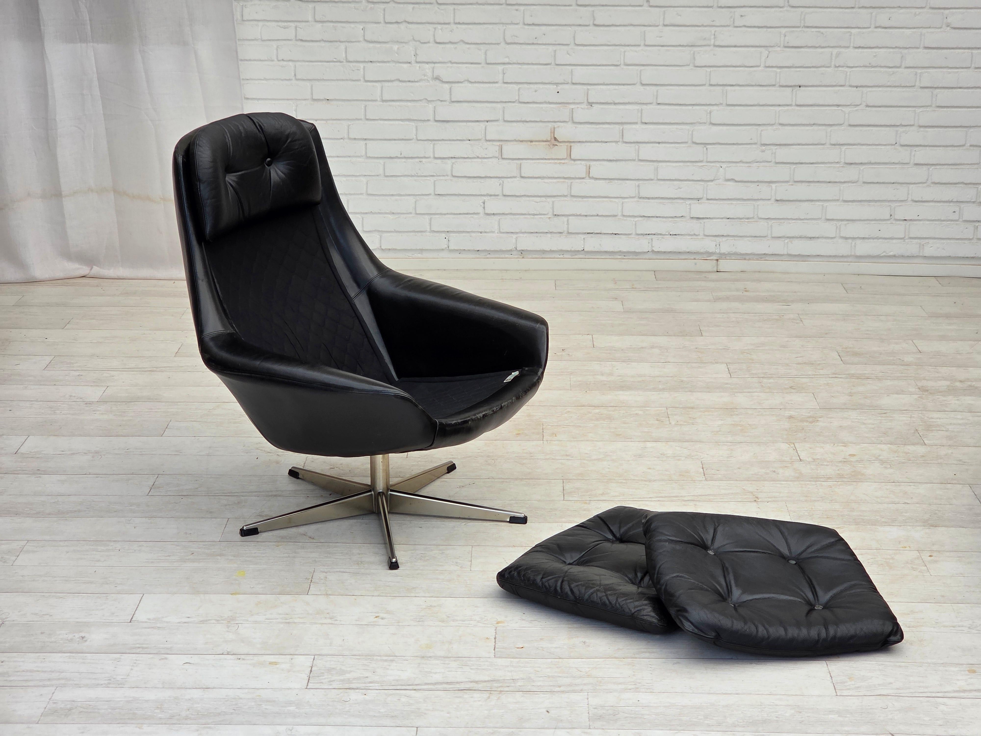 1970, fauteuil pivotant danois par H.W. Klein pour Bramin Møbler, meuble en cuir. en vente 5