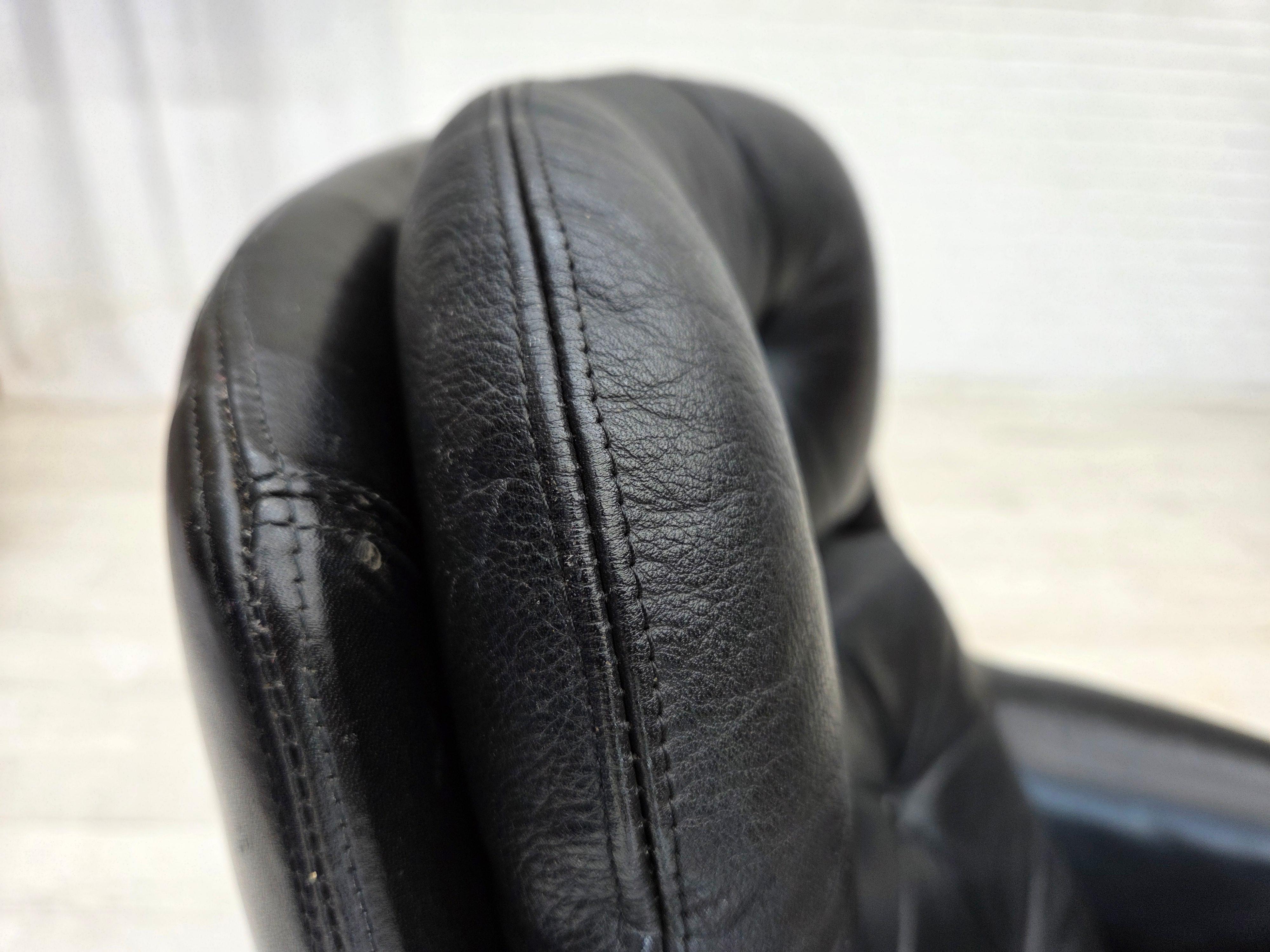 1970, fauteuil pivotant danois par H.W. Klein pour Bramin Møbler, meuble en cuir. en vente 7