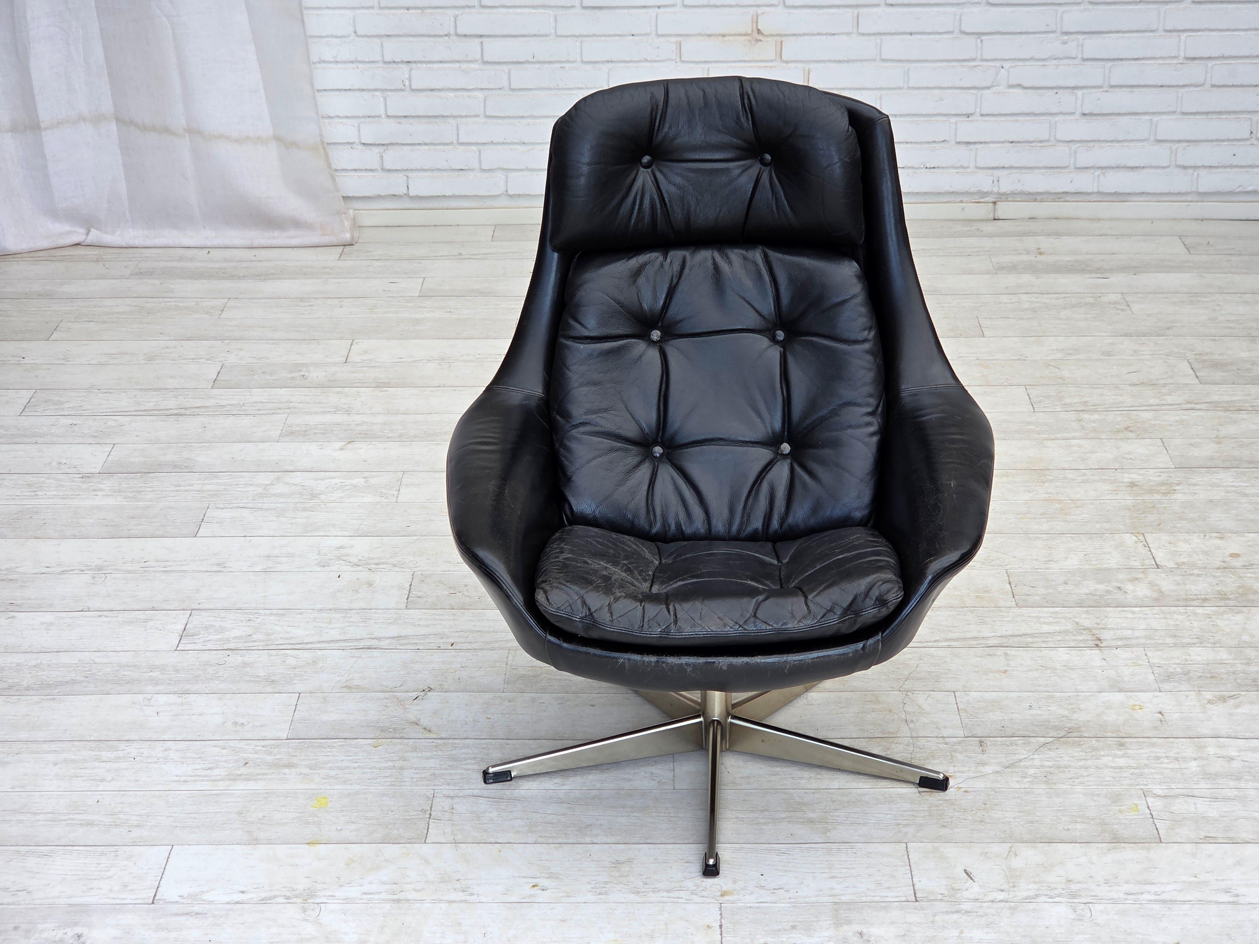 1970, fauteuil pivotant danois par H.W. Klein pour Bramin Møbler, meuble en cuir. en vente 2