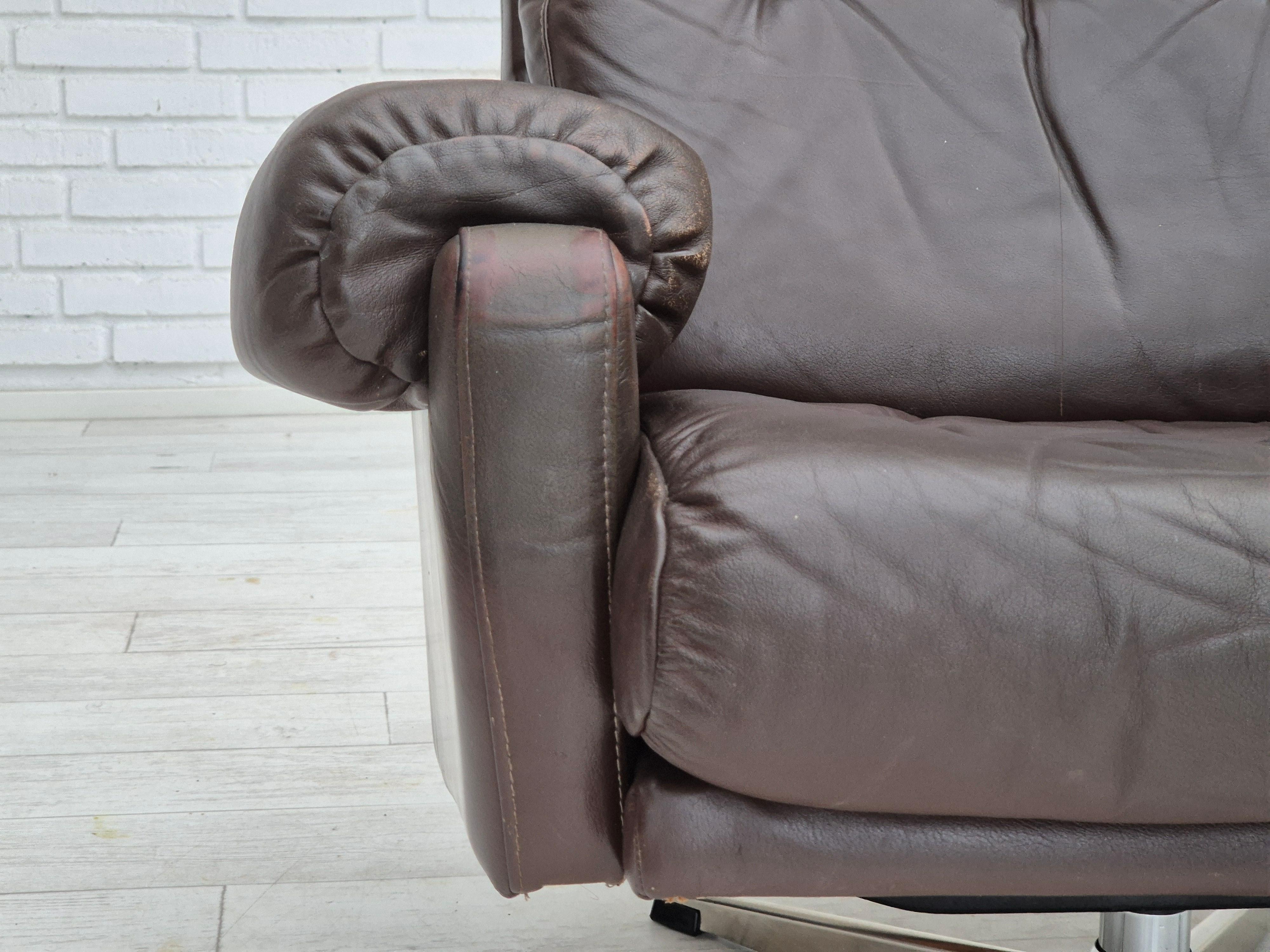 1970s, Danish swivel chair, original condition, brown furniture leather. For Sale 4