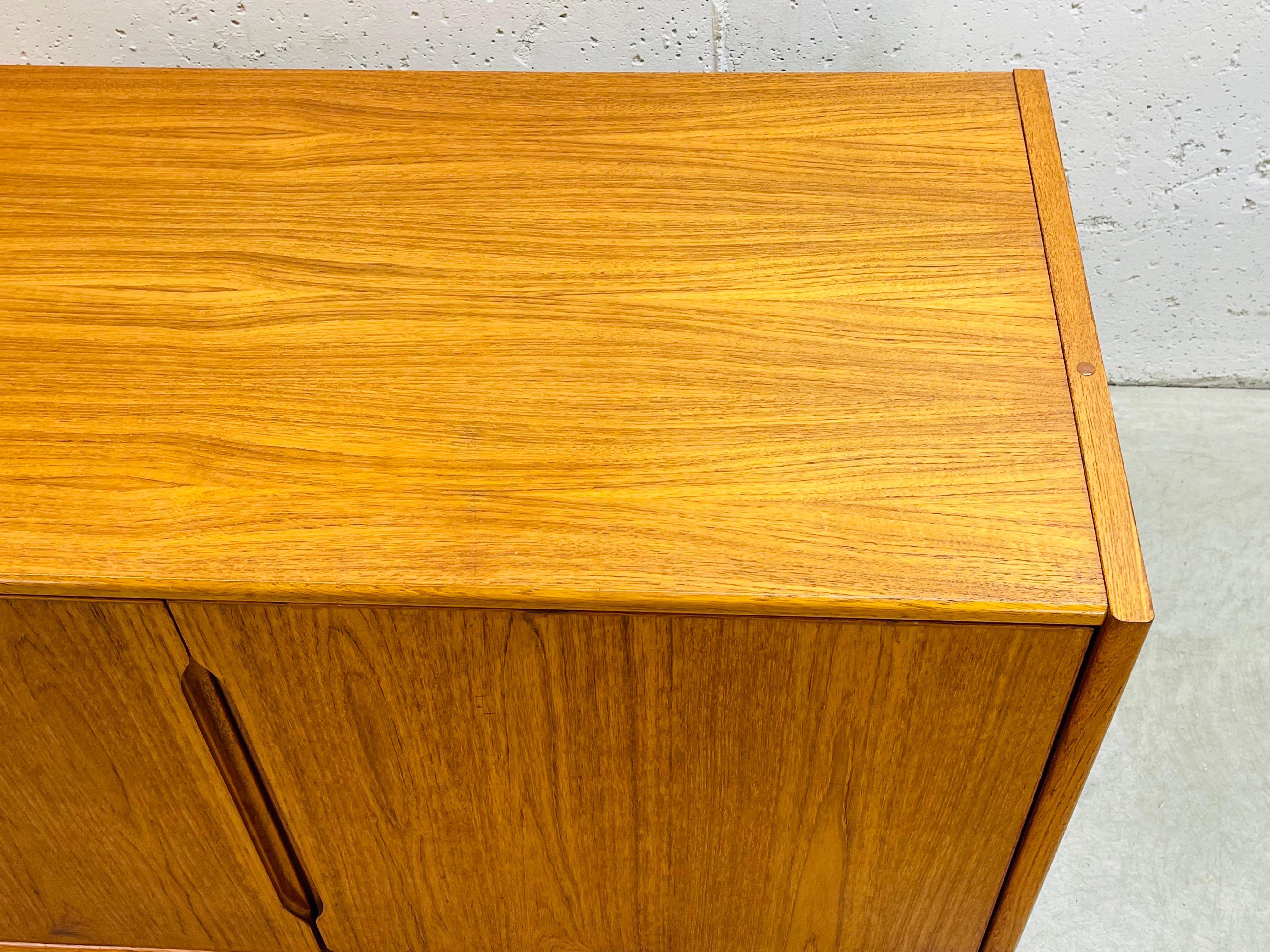 1970s Danish Teak Wood Storage Cabinet In Good Condition For Sale In Amherst, NH