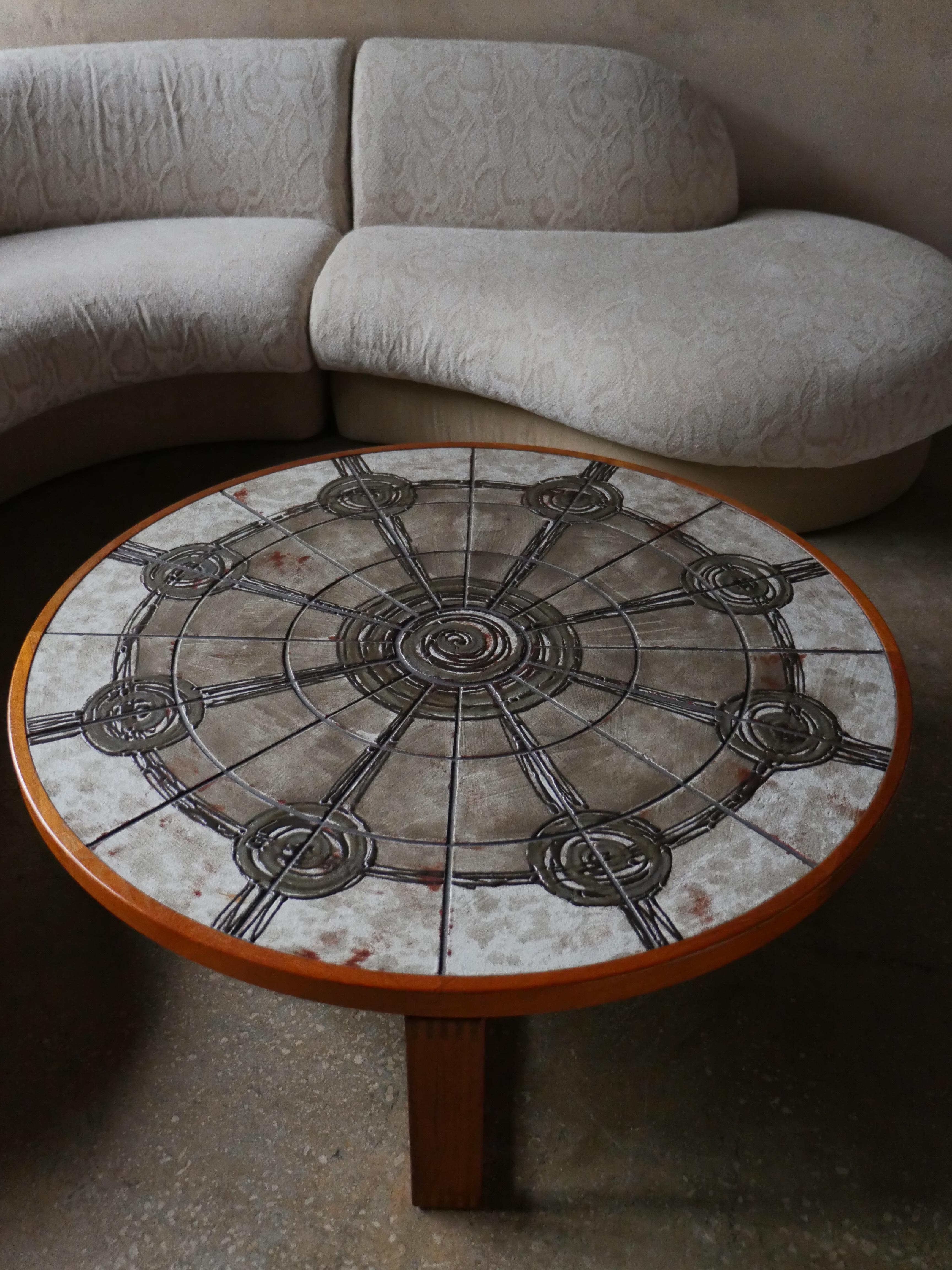 1970s Danish Tile-Top & Teak Brutalist Coffee Table by Trioh Møbelfabrik For Sale 3