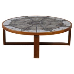 1970er Dänischer Brutalistischer Couchtisch mit Kachelplatte und Teakholz von Trioh Møbelfabrik