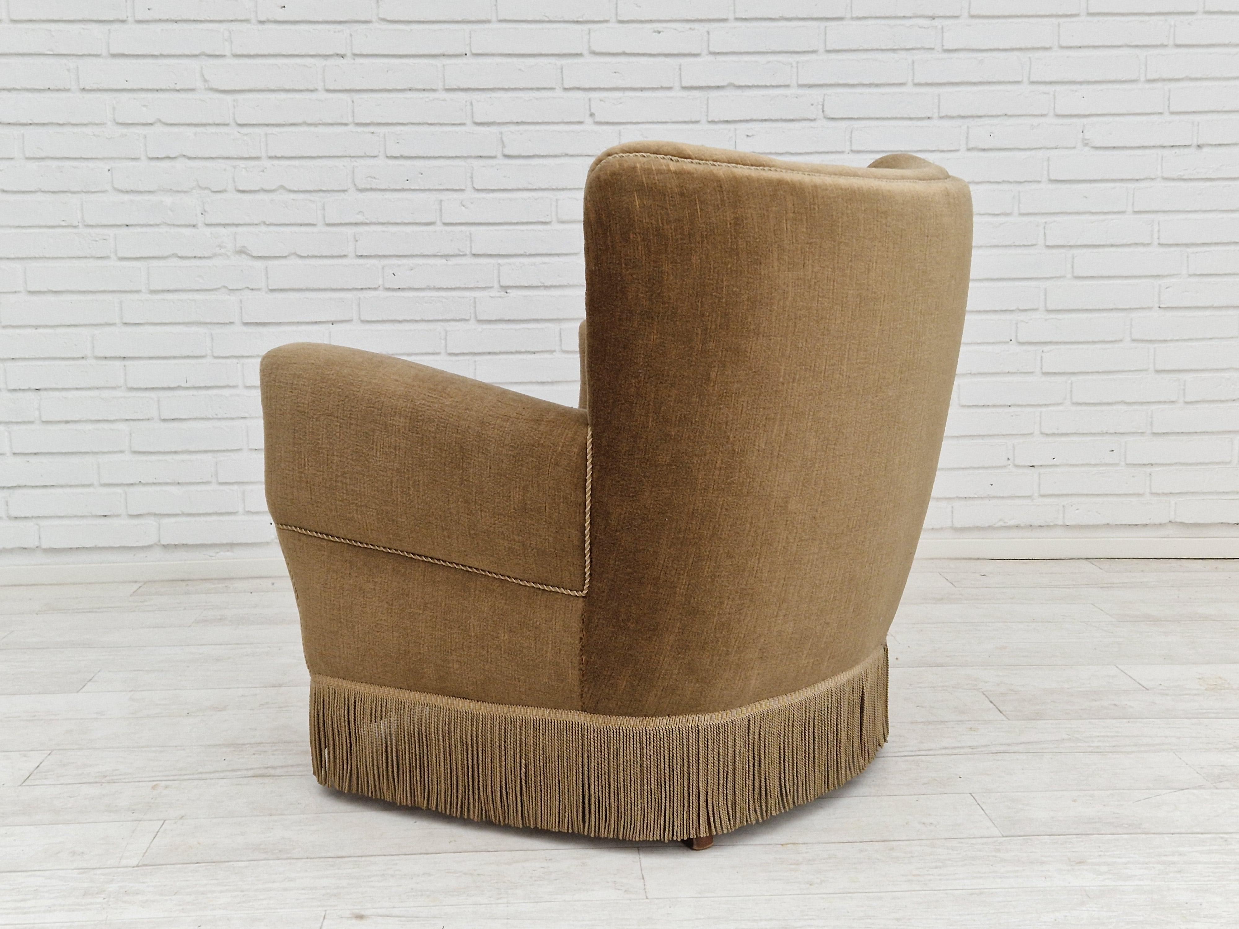 1970s, Danish velour chair, original condition, beech wood. 2