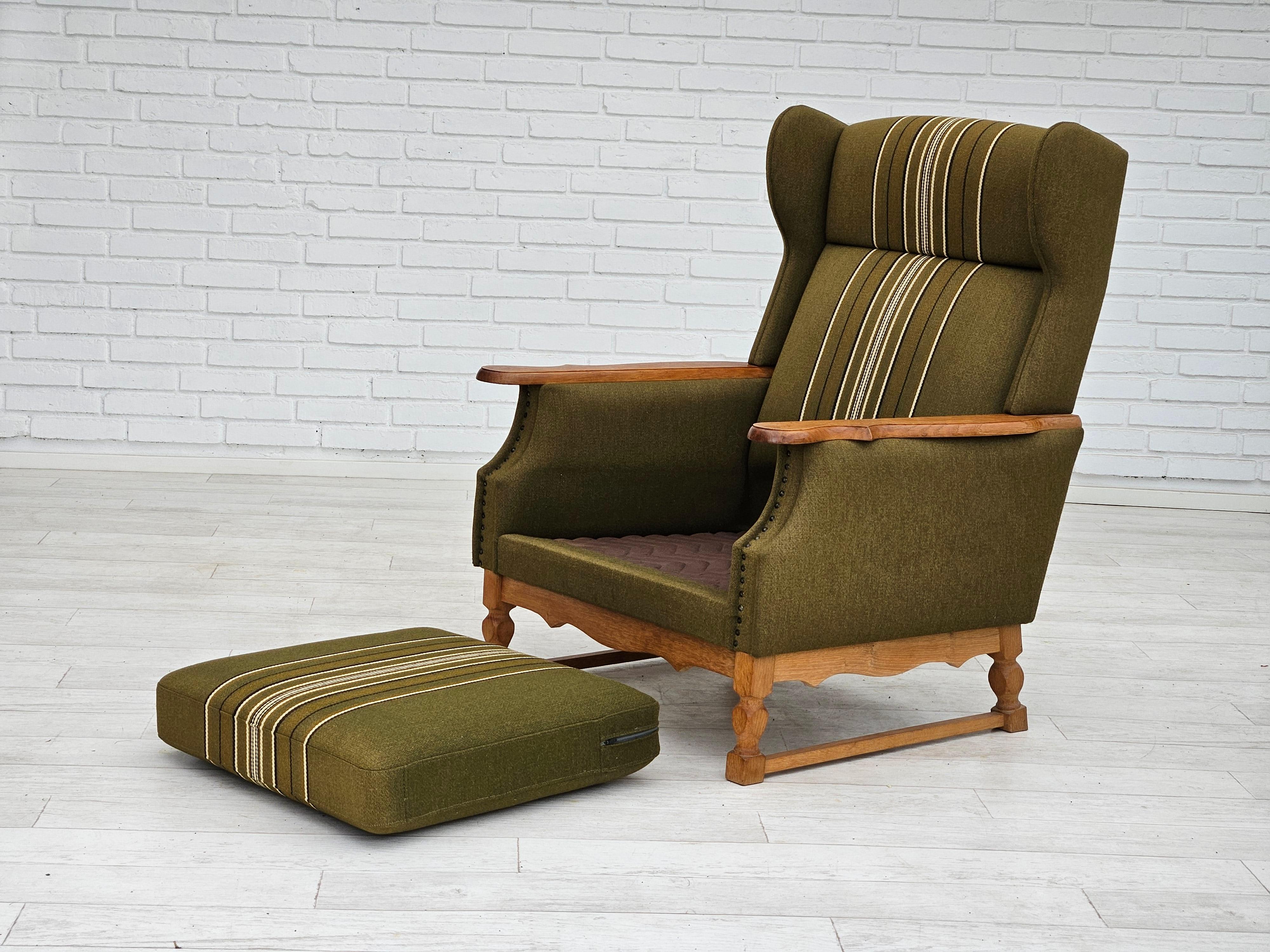 1970s, Danish wingback chair, original upholstery, green furniture wool. For Sale 4