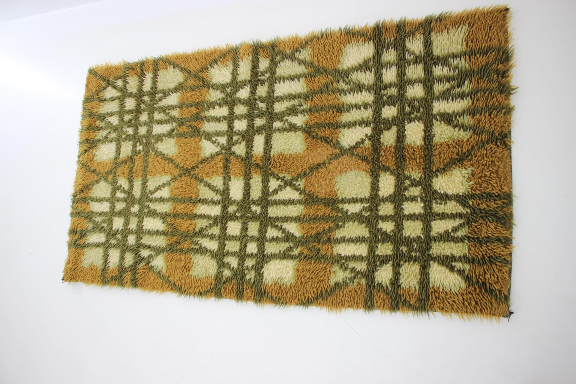 Mid-Century Modern Tapis danois en laine des années 1970 en vente