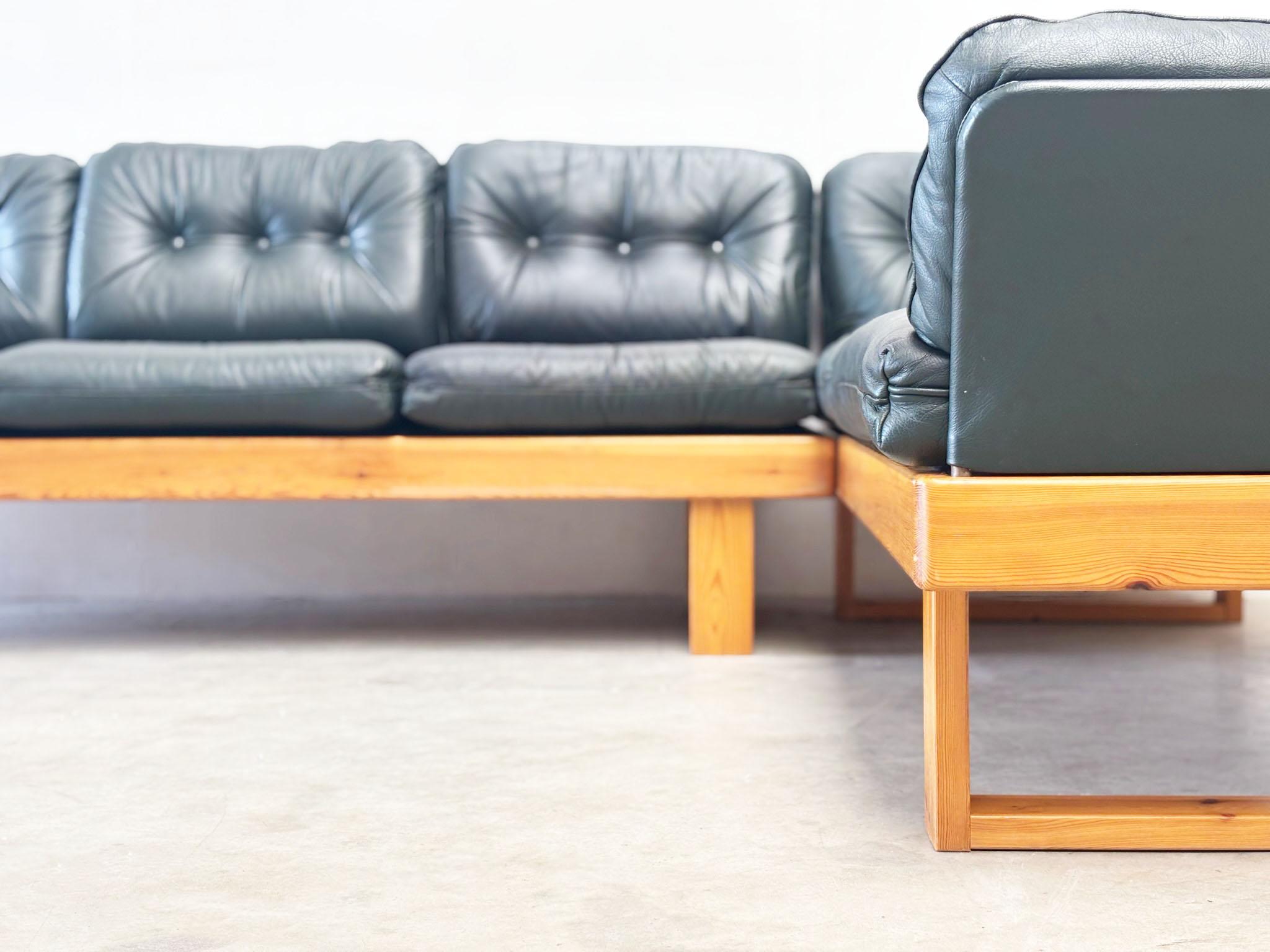 Panchina angolare tedesca verde scuro degli anni '70 in vendita 5