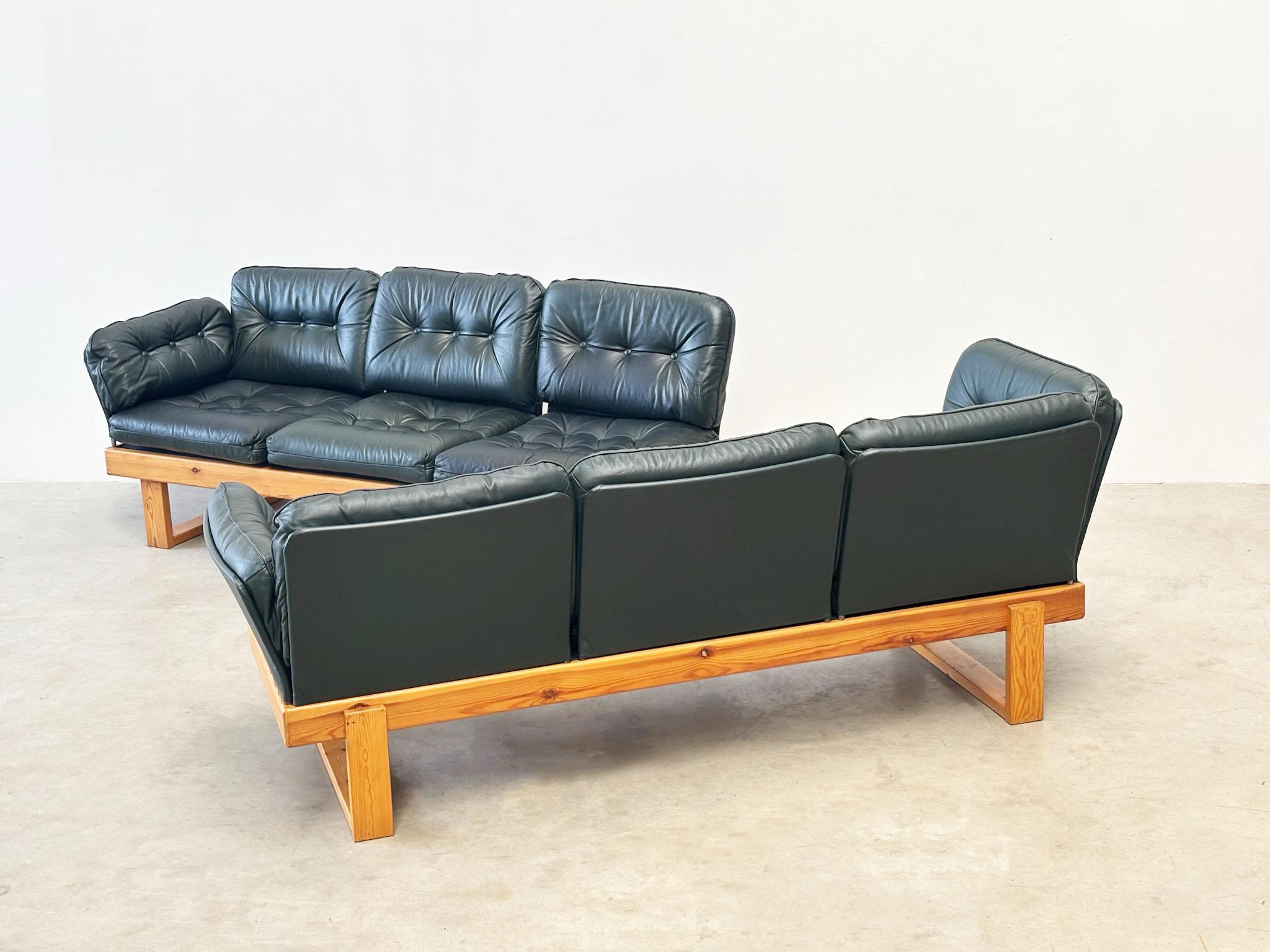 Panchina angolare tedesca verde scuro degli anni '70 in vendita 2