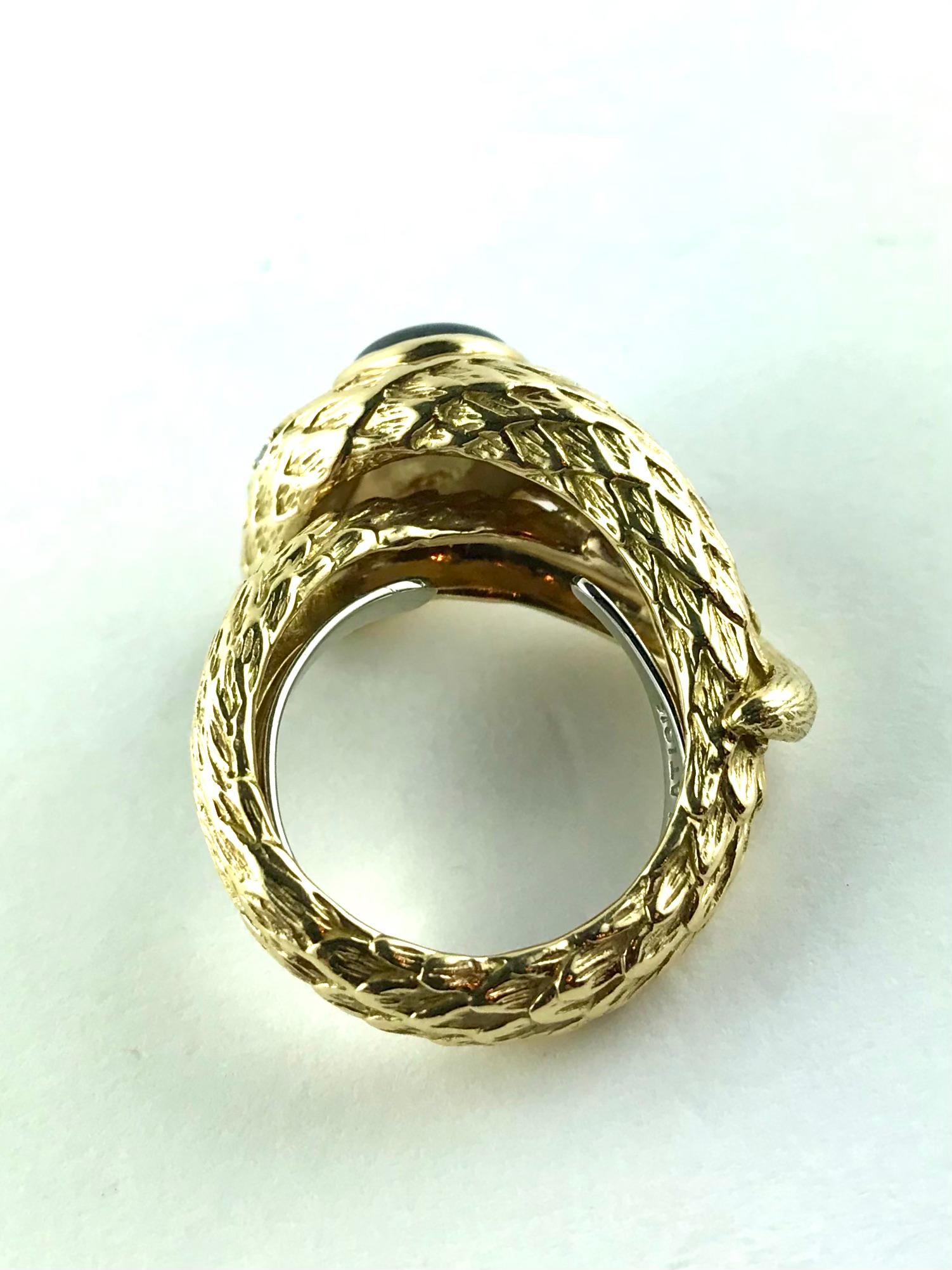 Women's or Men's 1970’s David Webb Yellow Gold Star Sapphire and Diamond Snake Ring For Sale