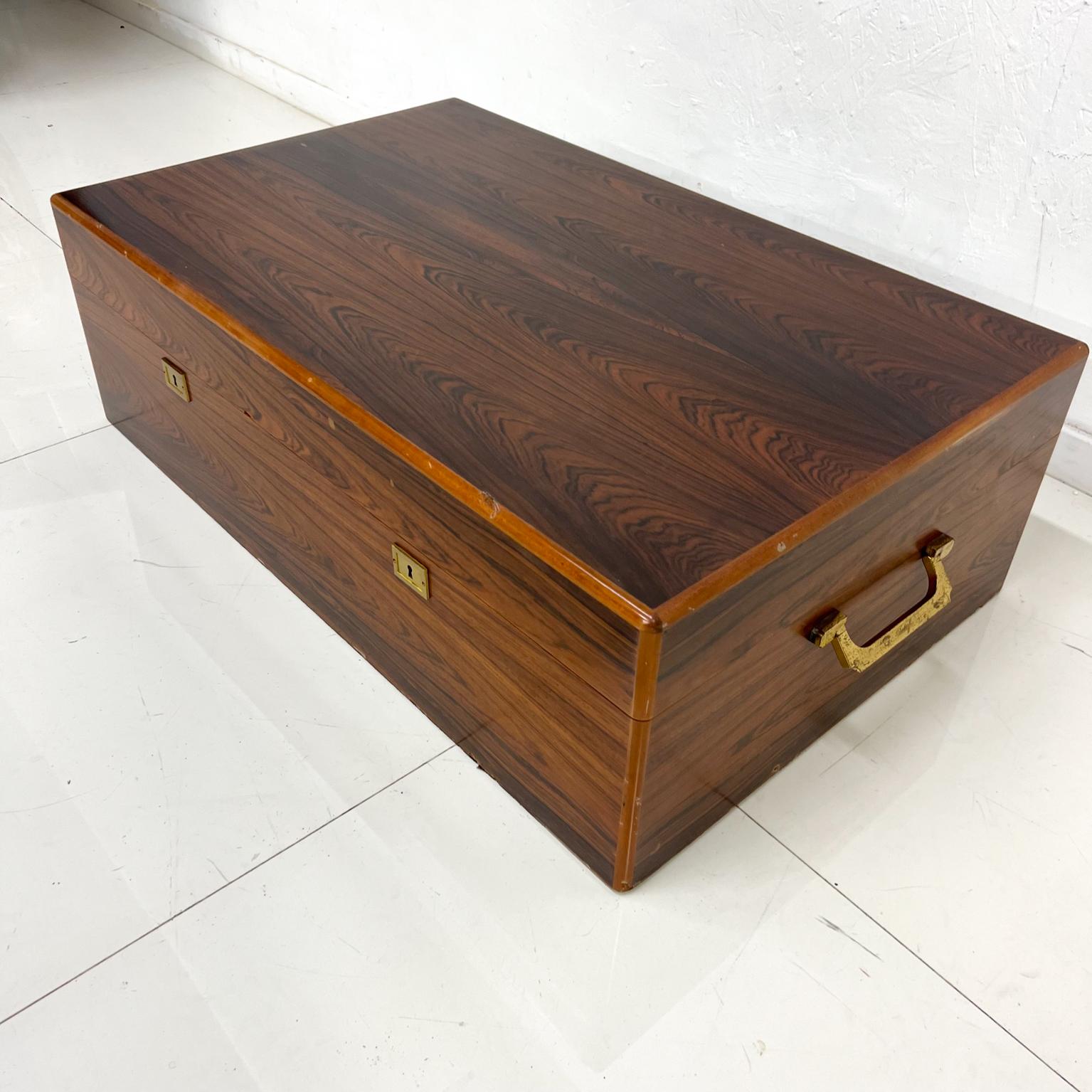 Late 20th Century 1970s Davidoff Cigar Humidor XL Rosewood with Campaign Brass Switzerland