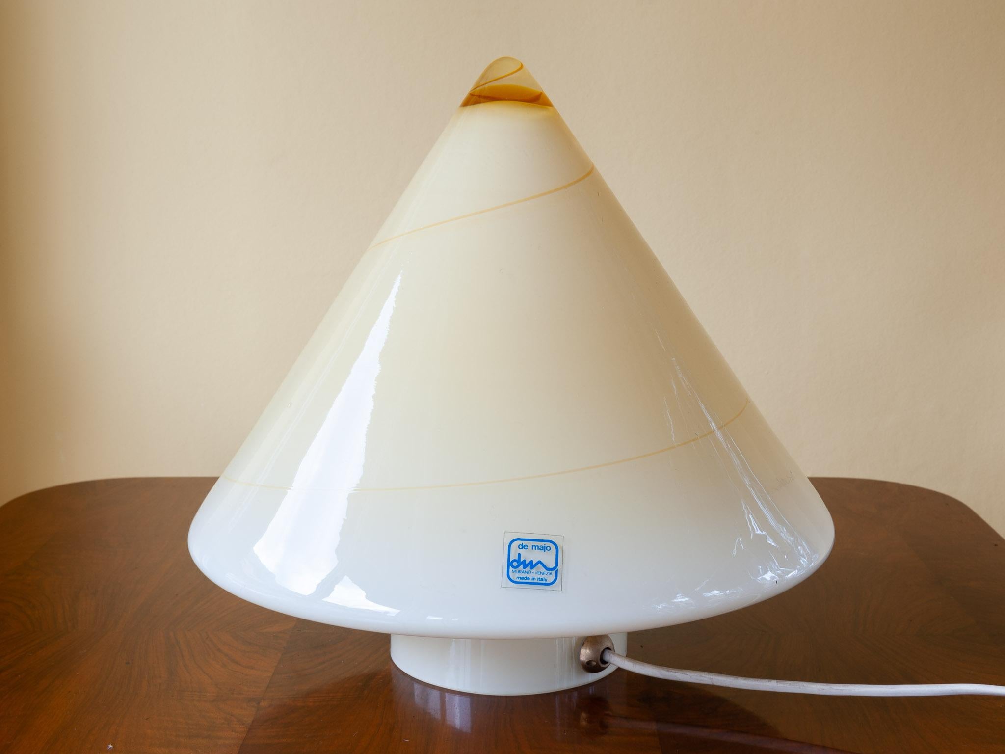 1970s De Majo Italian Murano Yellow Conical Swirled Heavy Glass Table Lamp In Good Condition In London, England