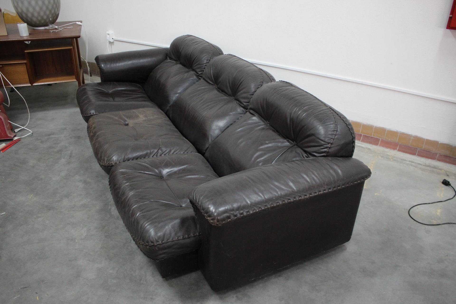 Swiss 1970s  De Sede Adjustable Brown Leather 3-Seater Sofa  DS-110 James Bond For Sale