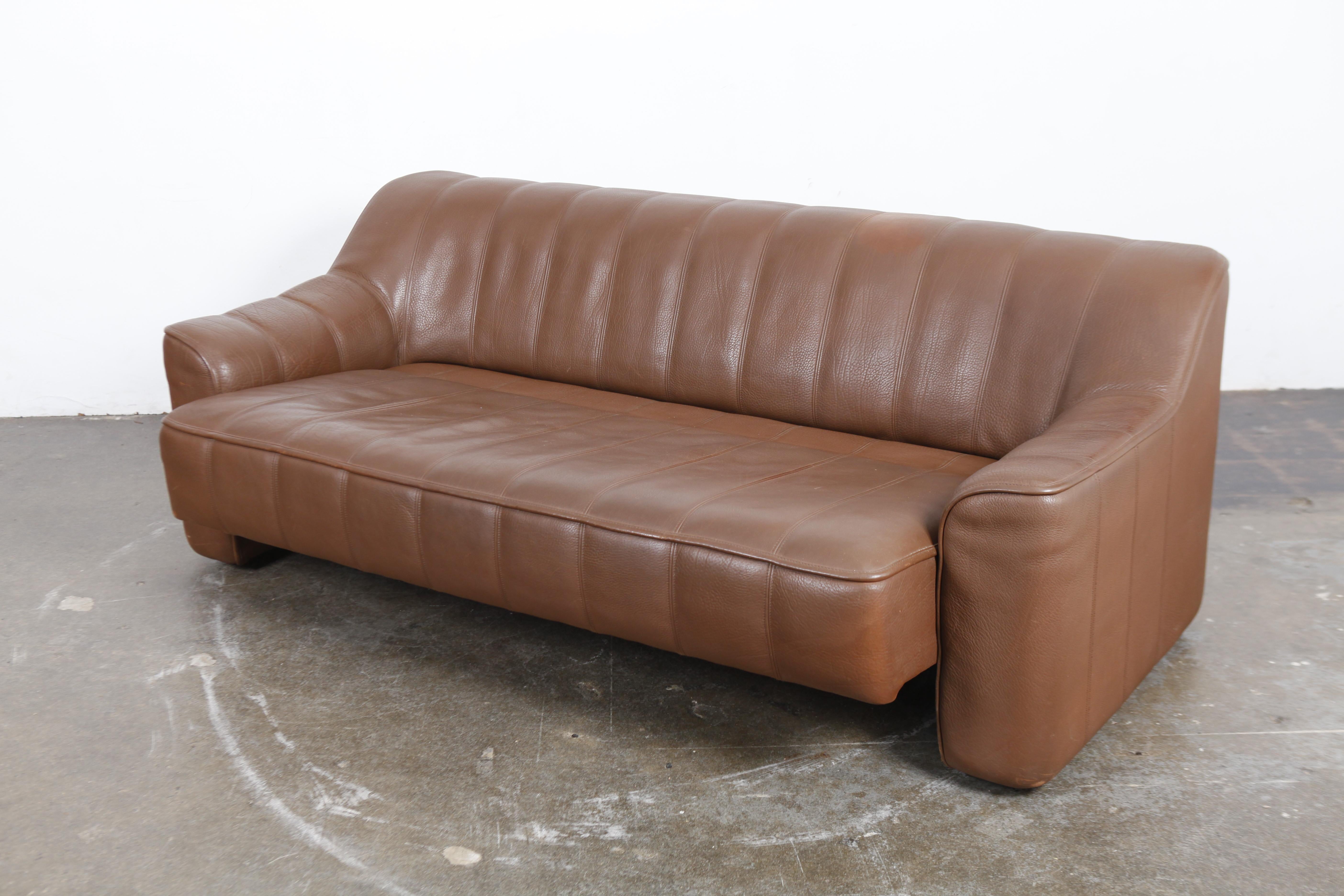 1970s De Sede Leather 3-Seat Sofa 'Model DS 44' from Switzerland For Sale 4