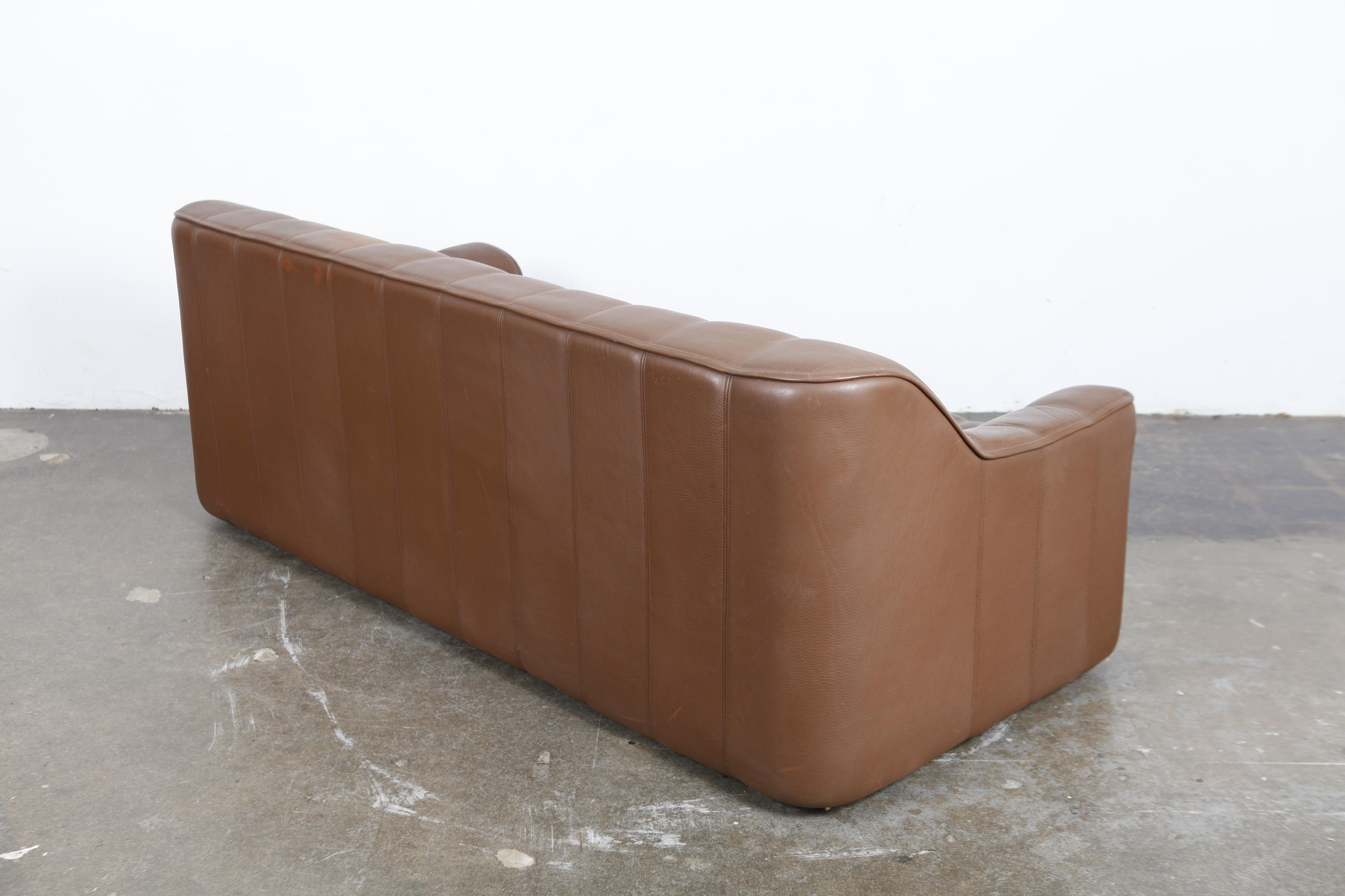 Mid-Century Modern 1970s De Sede Leather 3-Seat Sofa 'Model DS 44' from Switzerland For Sale