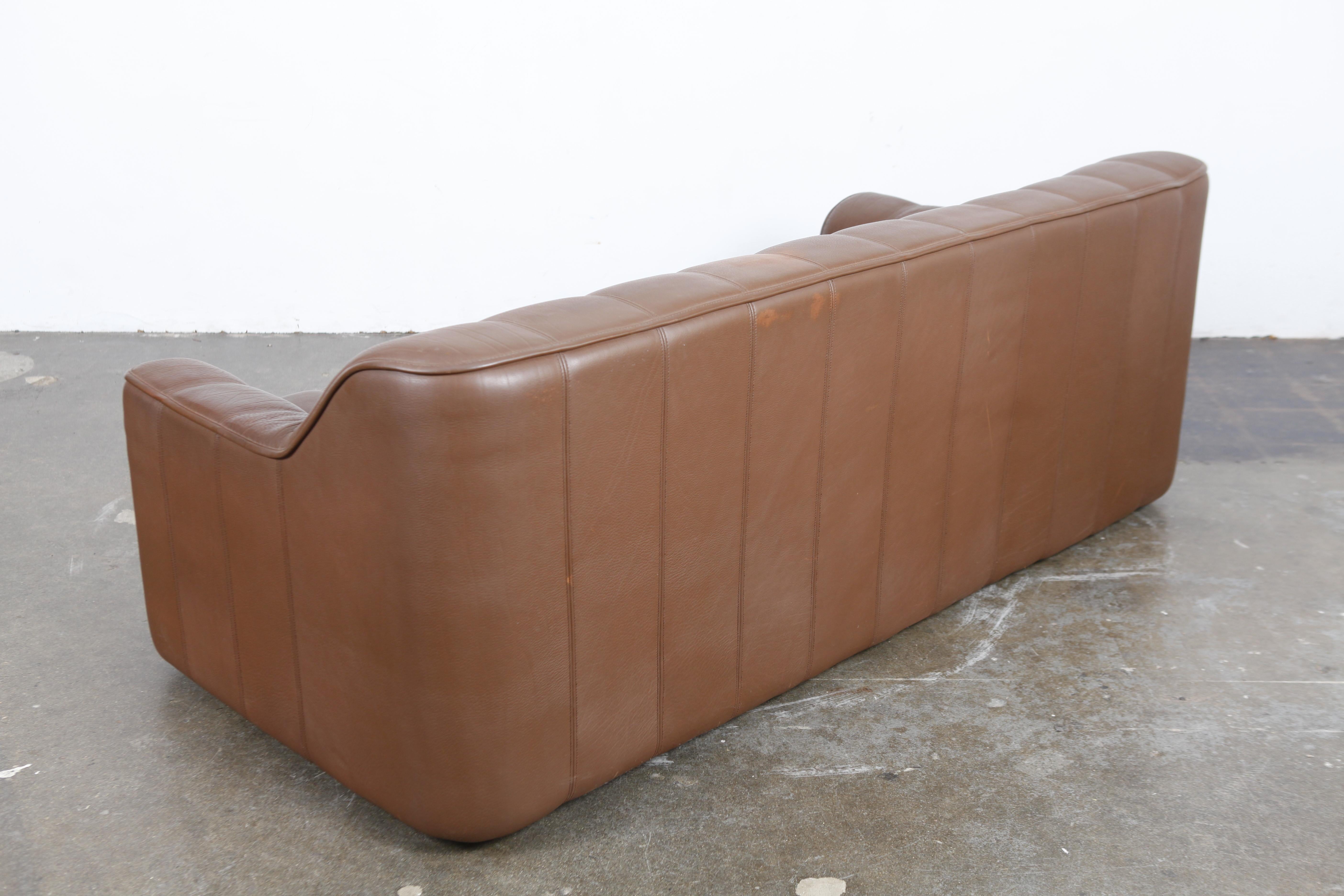 1970s De Sede Leather 3-Seat Sofa 'Model DS 44' from Switzerland In Good Condition For Sale In North Hollywood, CA