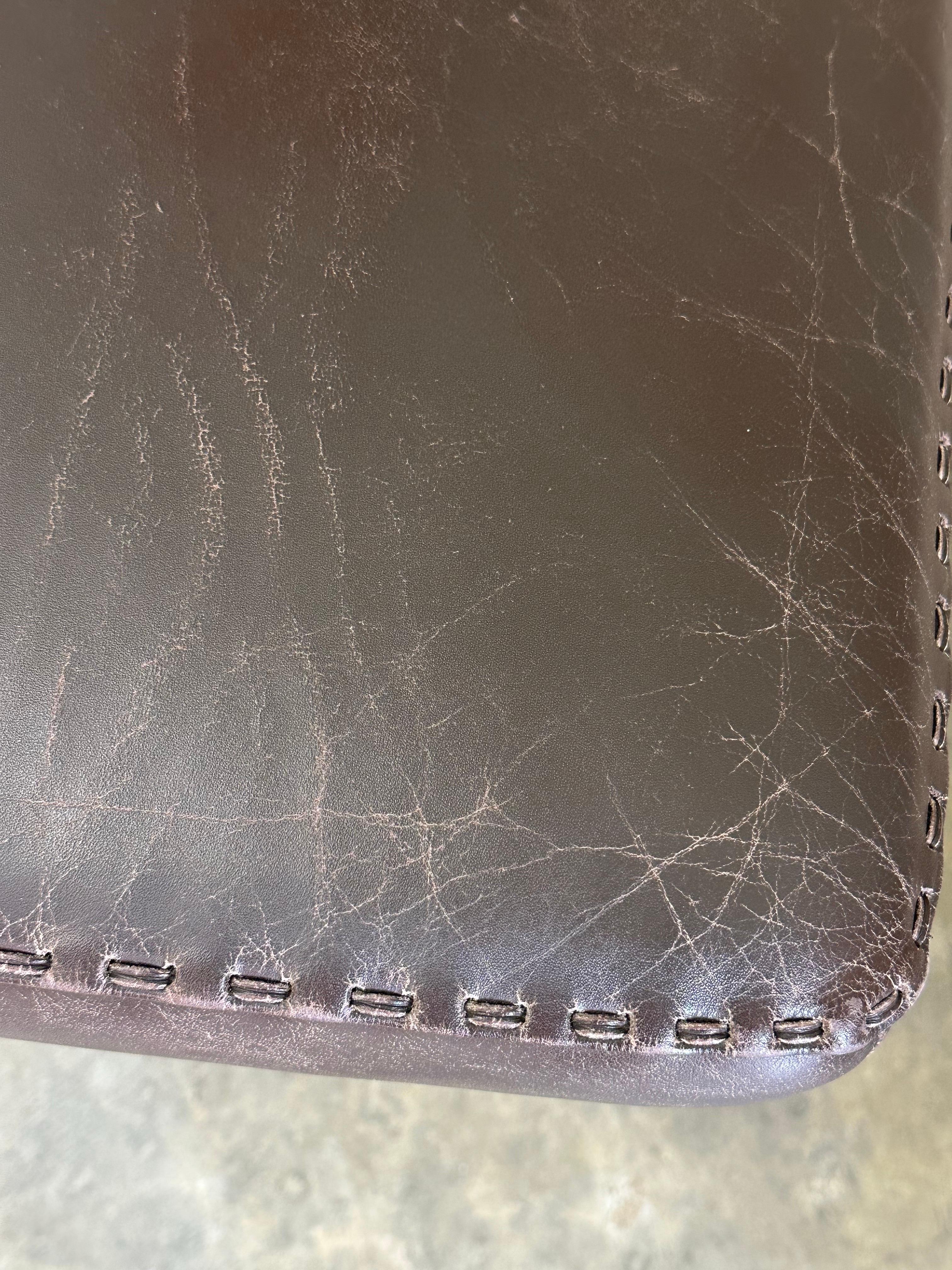 Sedie girevoli in pelle e metallo De Sede degli anni '70 - Una coppia in vendita 8