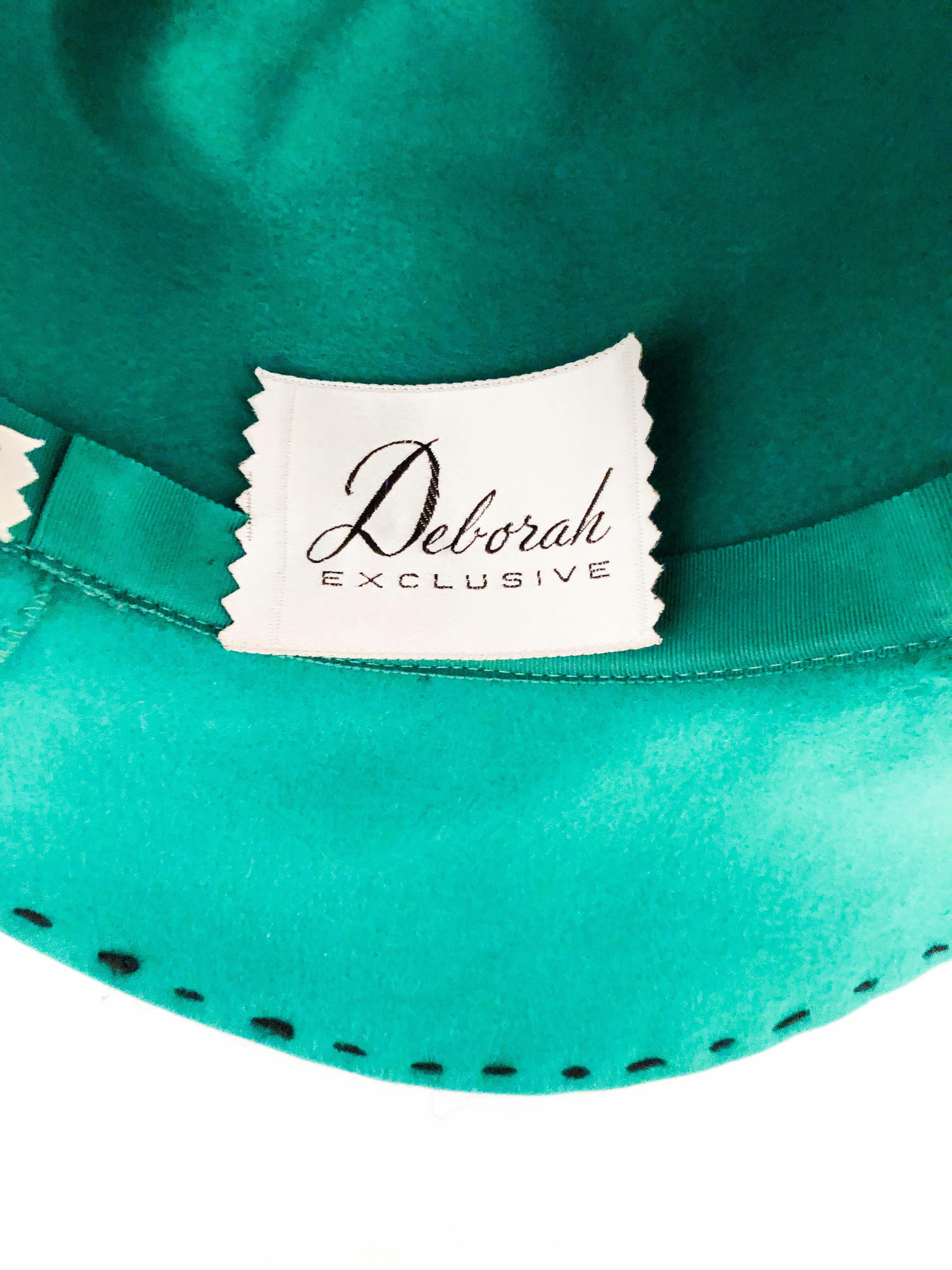 1970s Deborah Teal/Green rabbit Hat with Black Topstitch and Faux Leather Band In Good Condition For Sale In San Francisco, CA