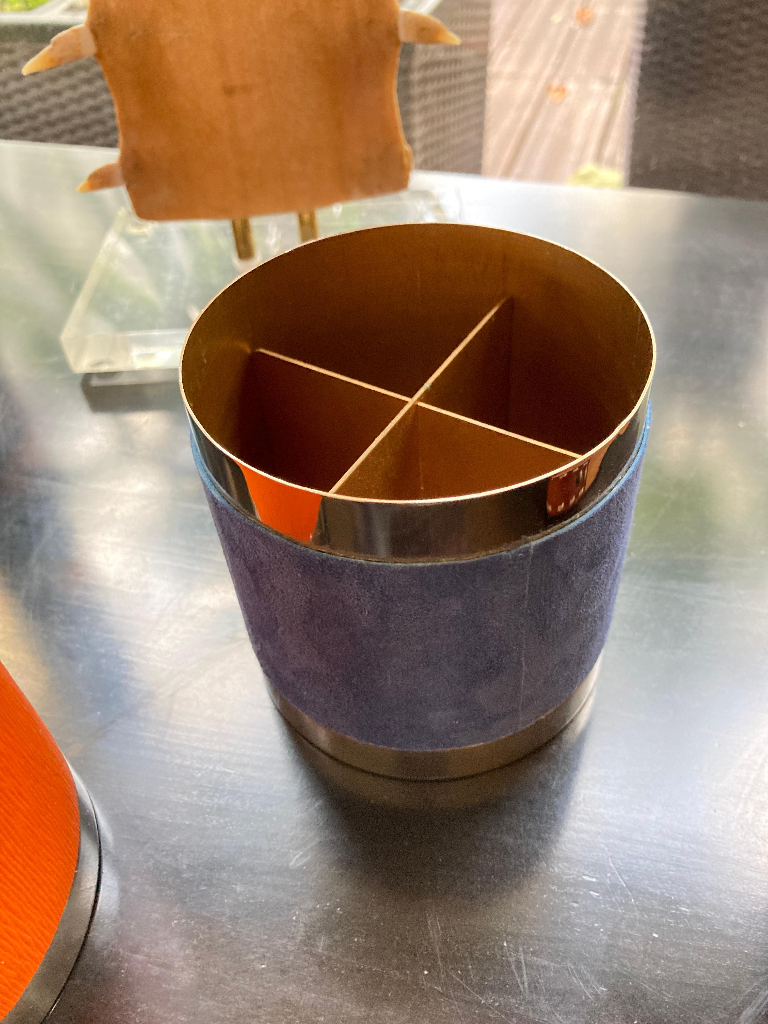 Ottone Scatola decorativa anni '70 di Hermès in vendita