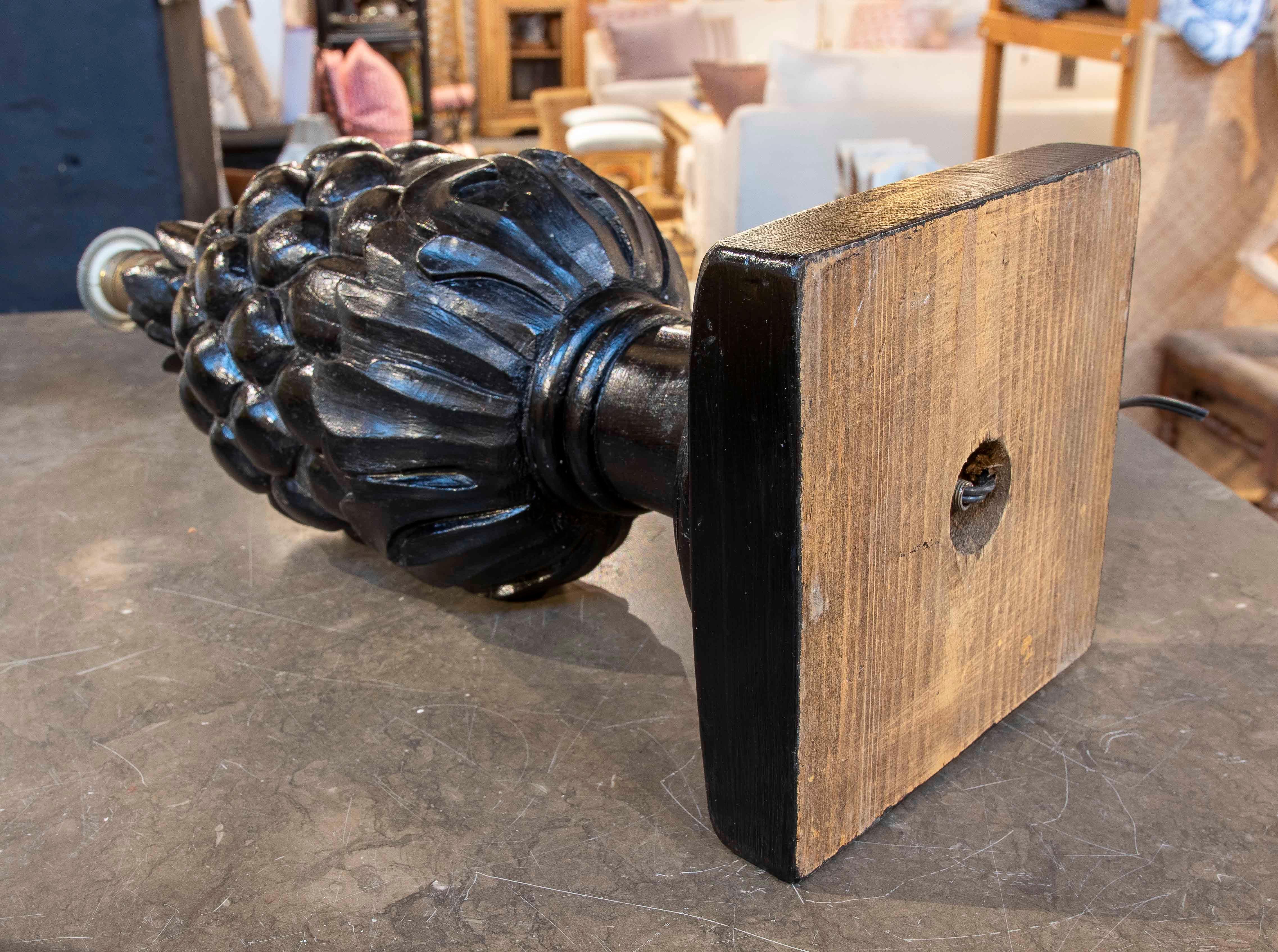 Lampe décorative des années 1970 avec base en forme d'ananas noir en vente 4