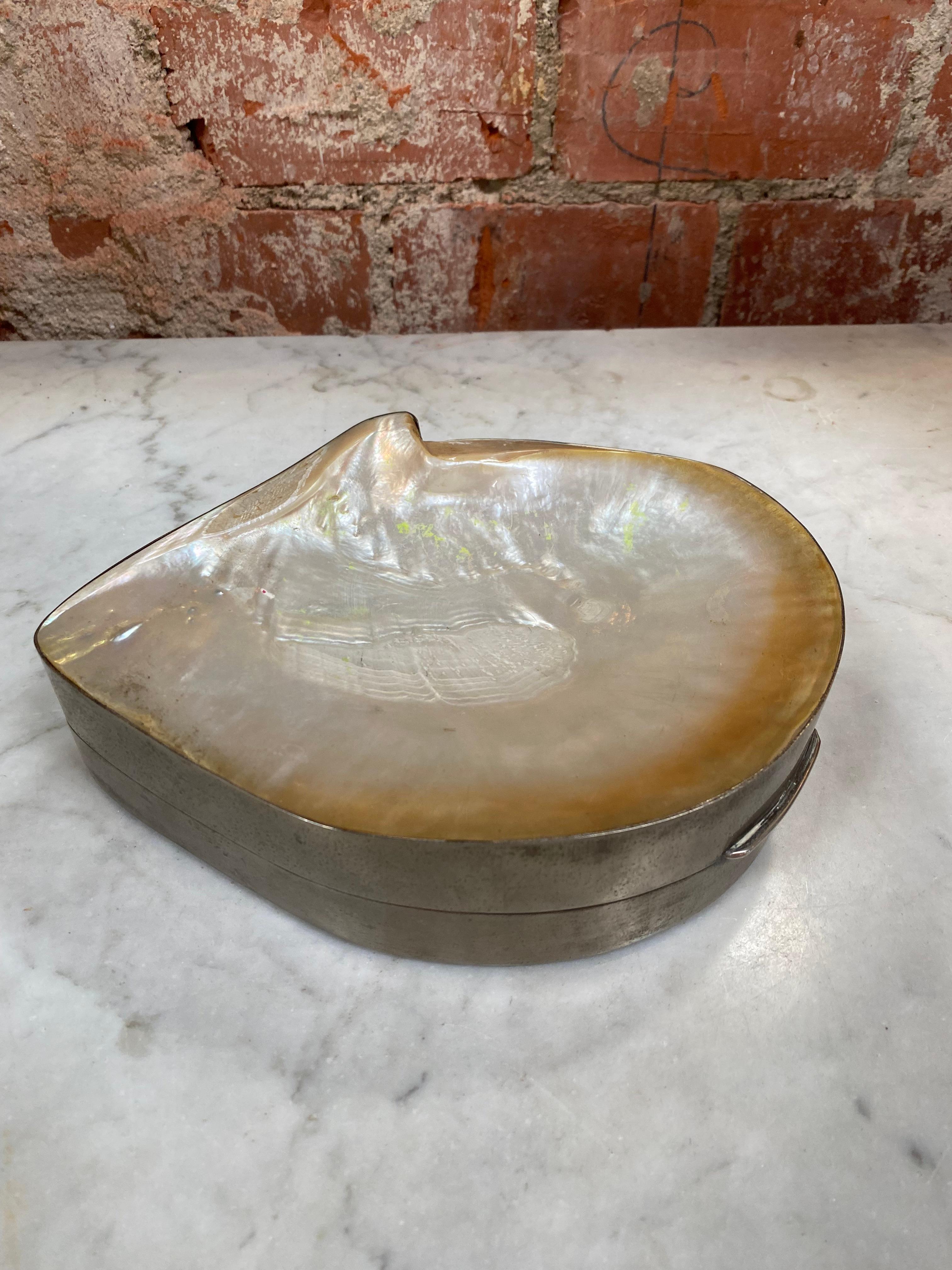 1970s Decorative Shell Box 1