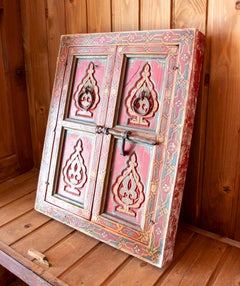 1970s Decorative Wooden Window in Moorish Style Hand Painted in Red Colors