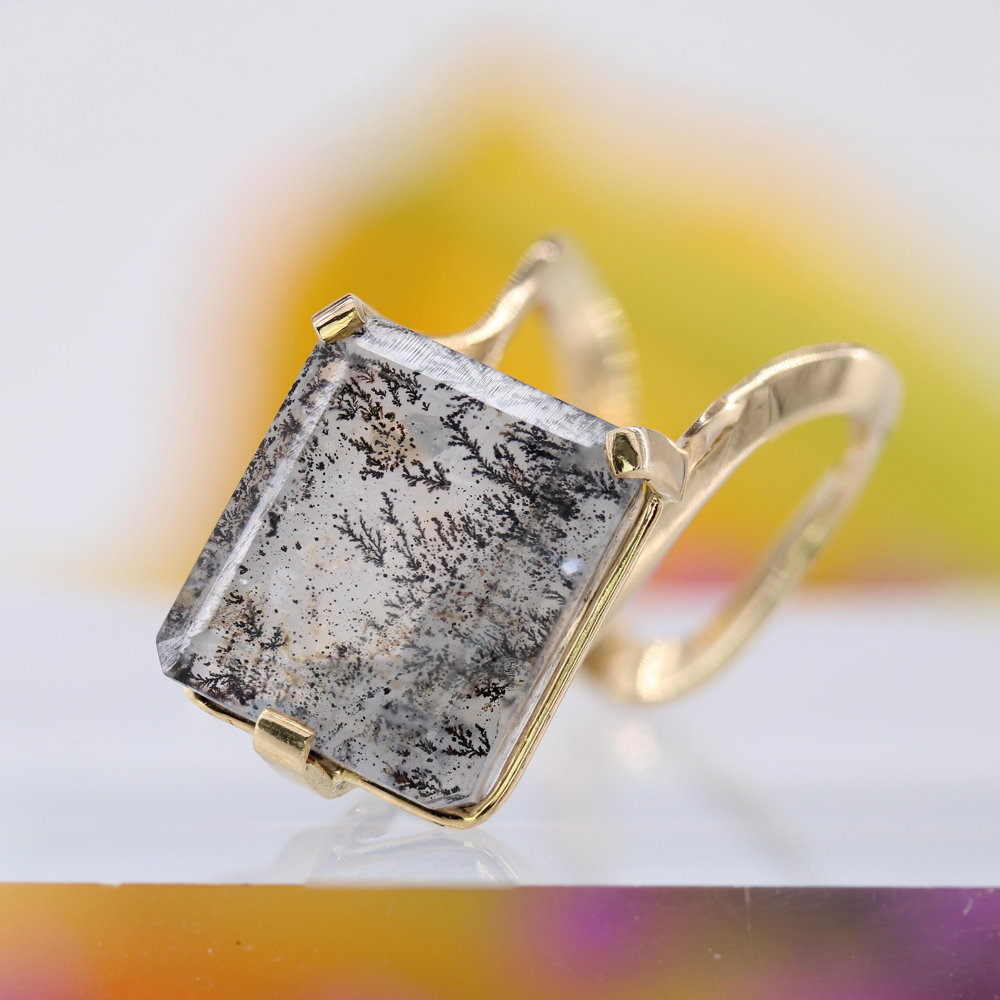 Anillo de cóctel de oro amarillo de 18 quilates con cuarzo dendrítico de los años 70 en venta 7