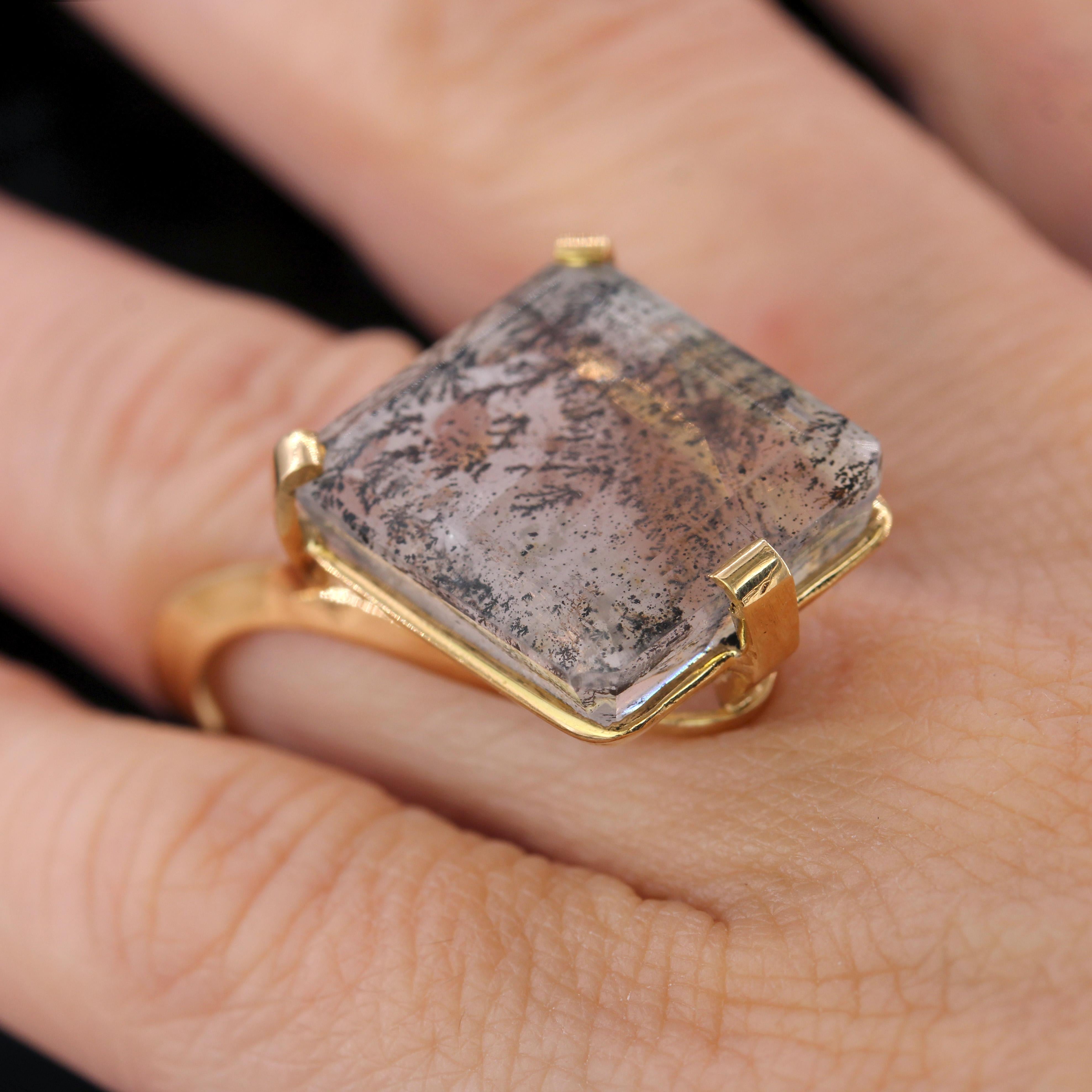 Anillo de cóctel de oro amarillo de 18 quilates con cuarzo dendrítico de los años 70 en venta 10