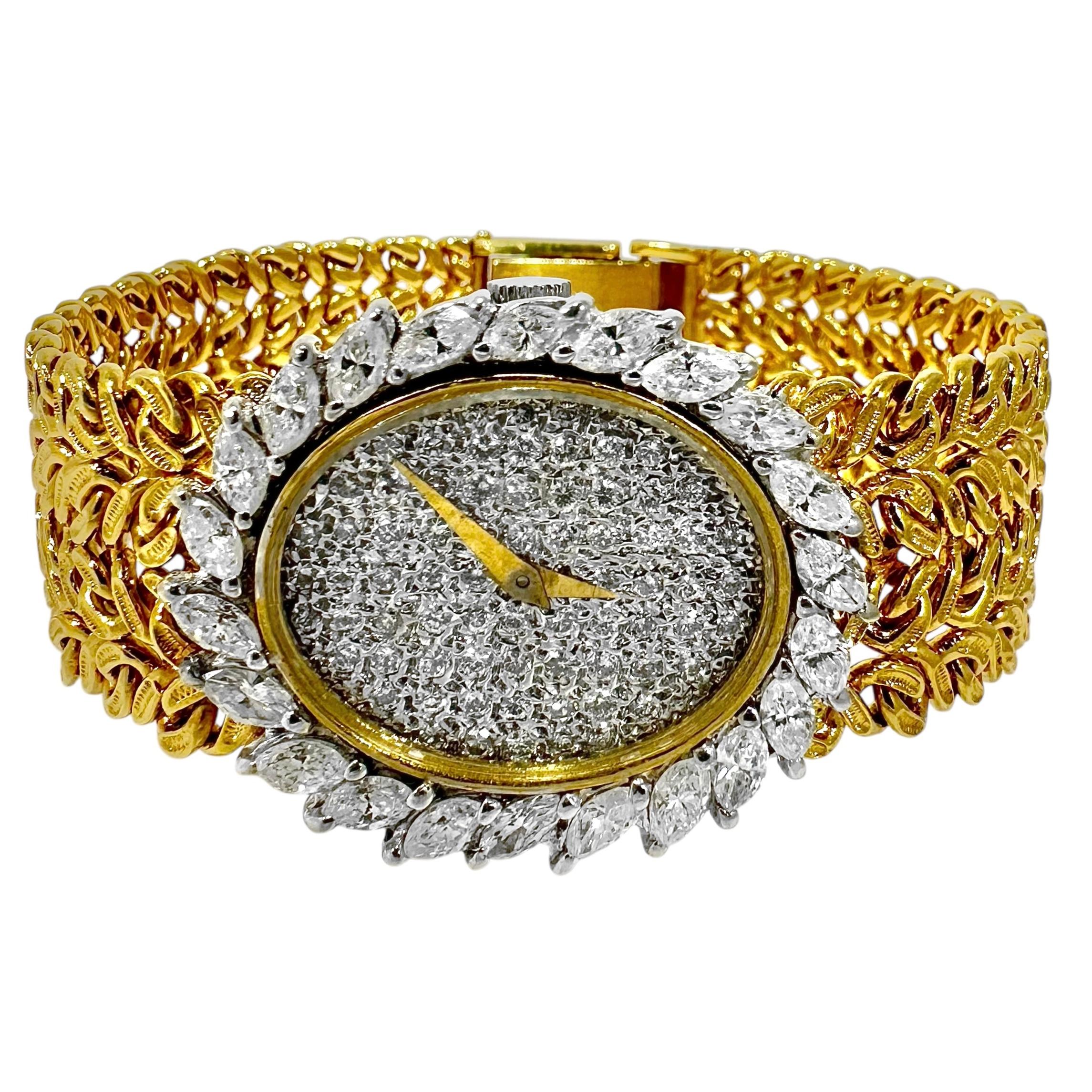 Moderne Montre de cocktail pour femmes des années 1970 en or jaune 18 carats et diamants pavés en vente