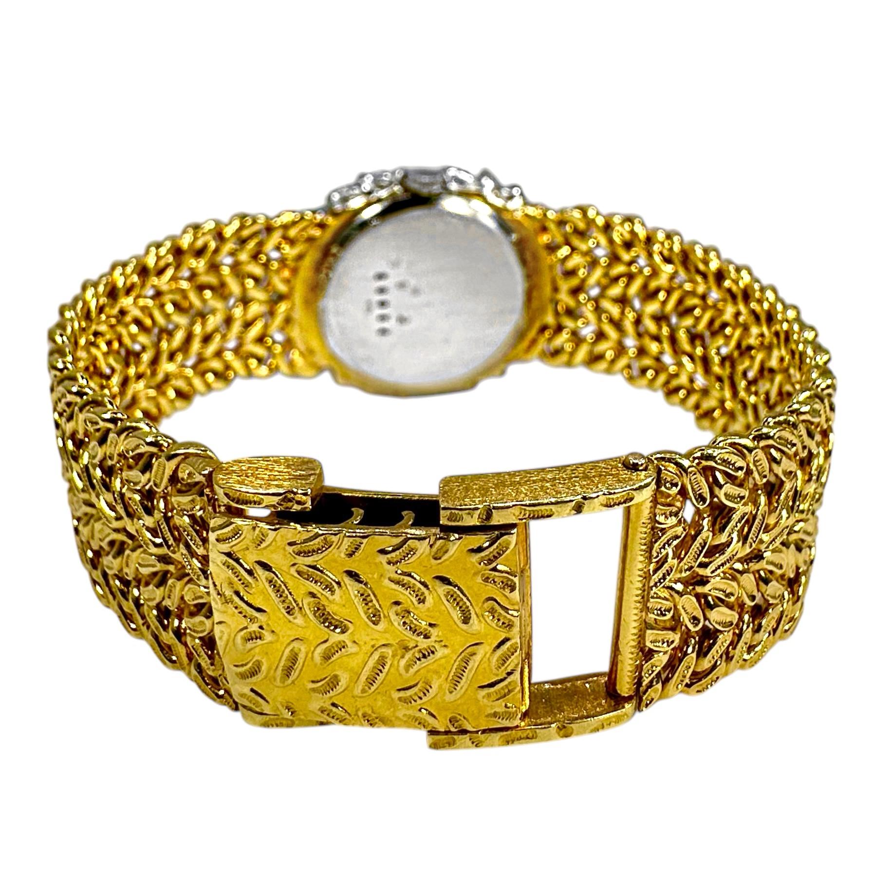 Montre de cocktail pour femmes des années 1970 en or jaune 18 carats et diamants pavés Pour femmes en vente