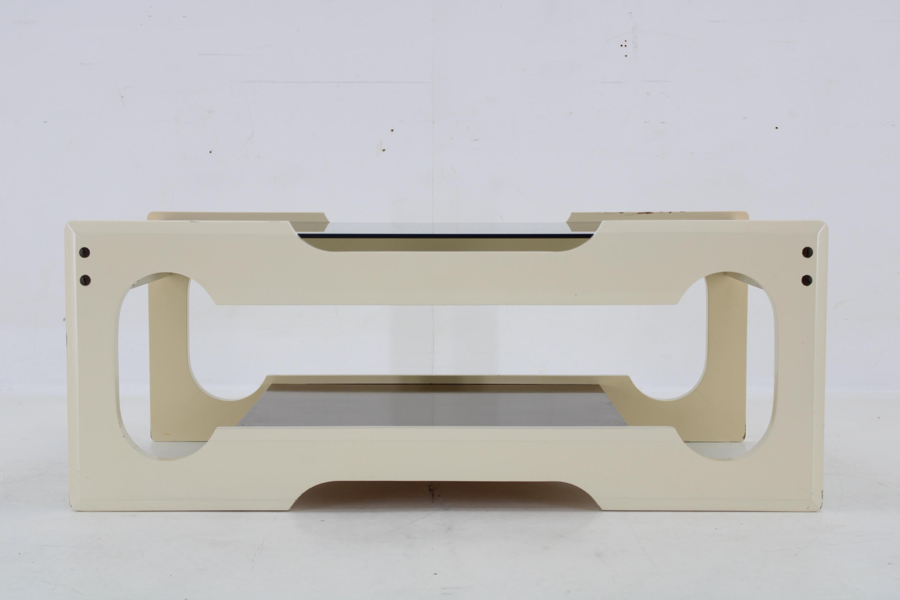Couchtisch im Design der 1970er Jahre, Italien (Moderne der Mitte des Jahrhunderts) im Angebot