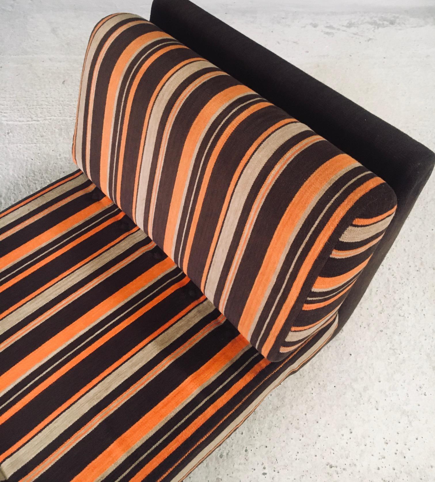 1970's Design Fold Out Extendable Lounge Chair in vendita 9