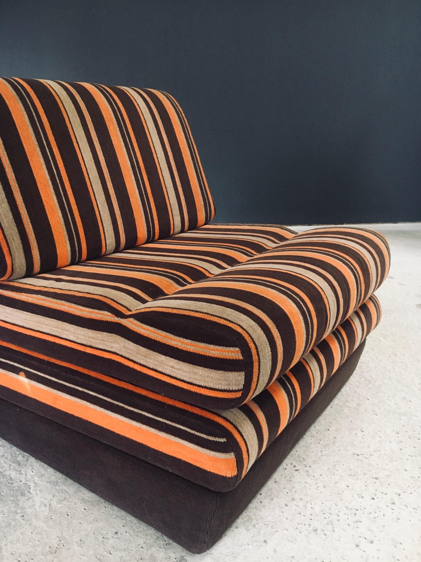 1970's Design Fold Out Extendable Lounge Chair in vendita 12