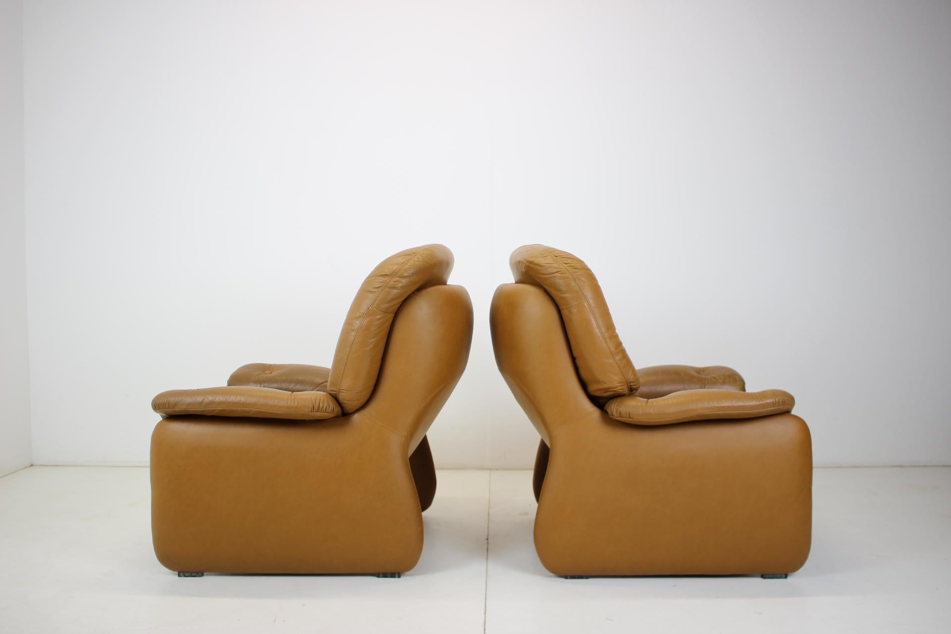 1970s Design Italian Armchairs Leather For Sale 3
