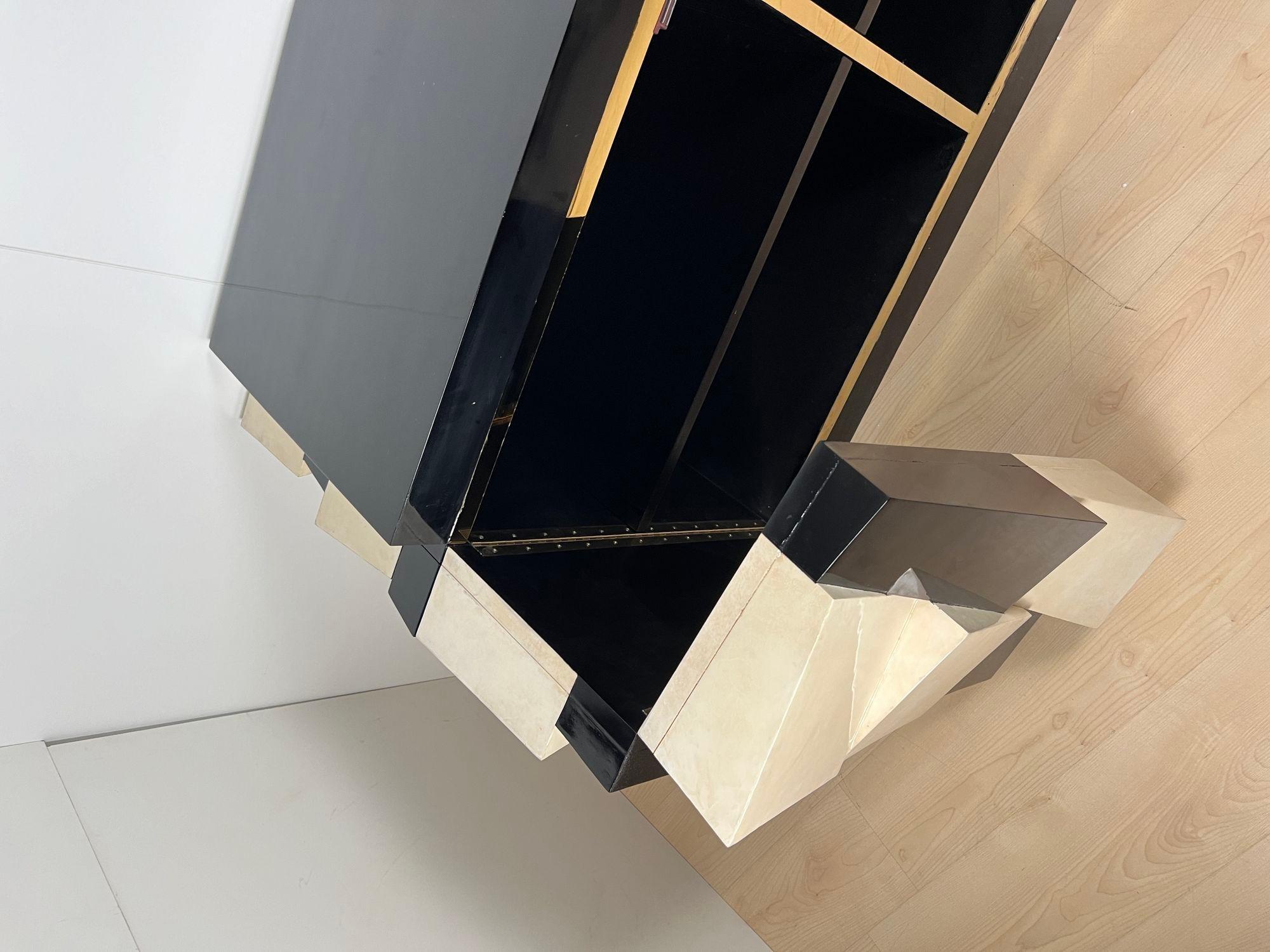 Aparador de diseño según Paul Evans, madera lacada, pergamino, Italia hacia 1970 9